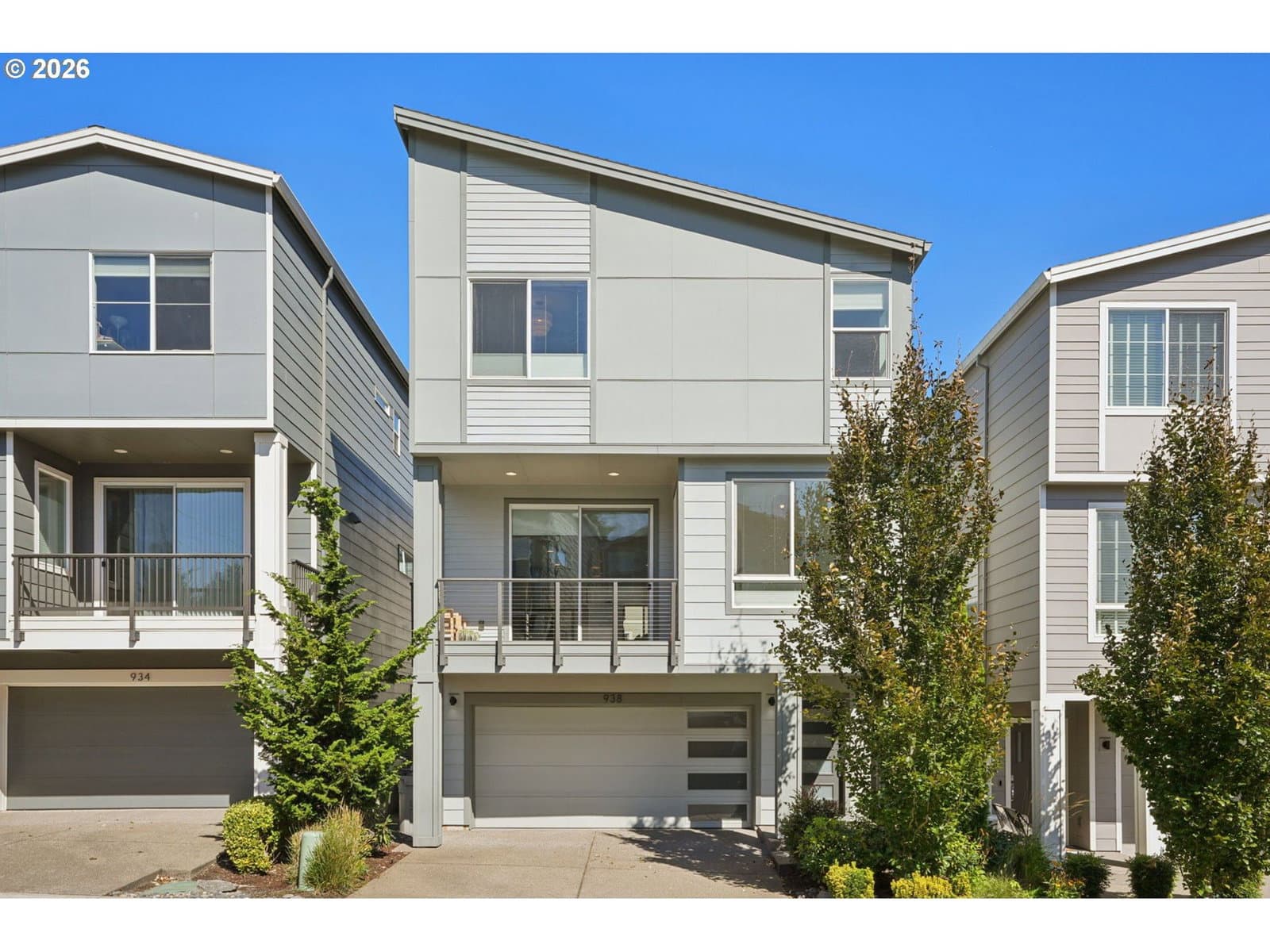 938 SW ADRIAN TER