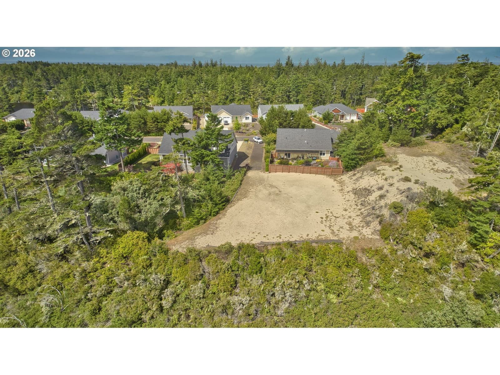 Listing photo 1 of 6
