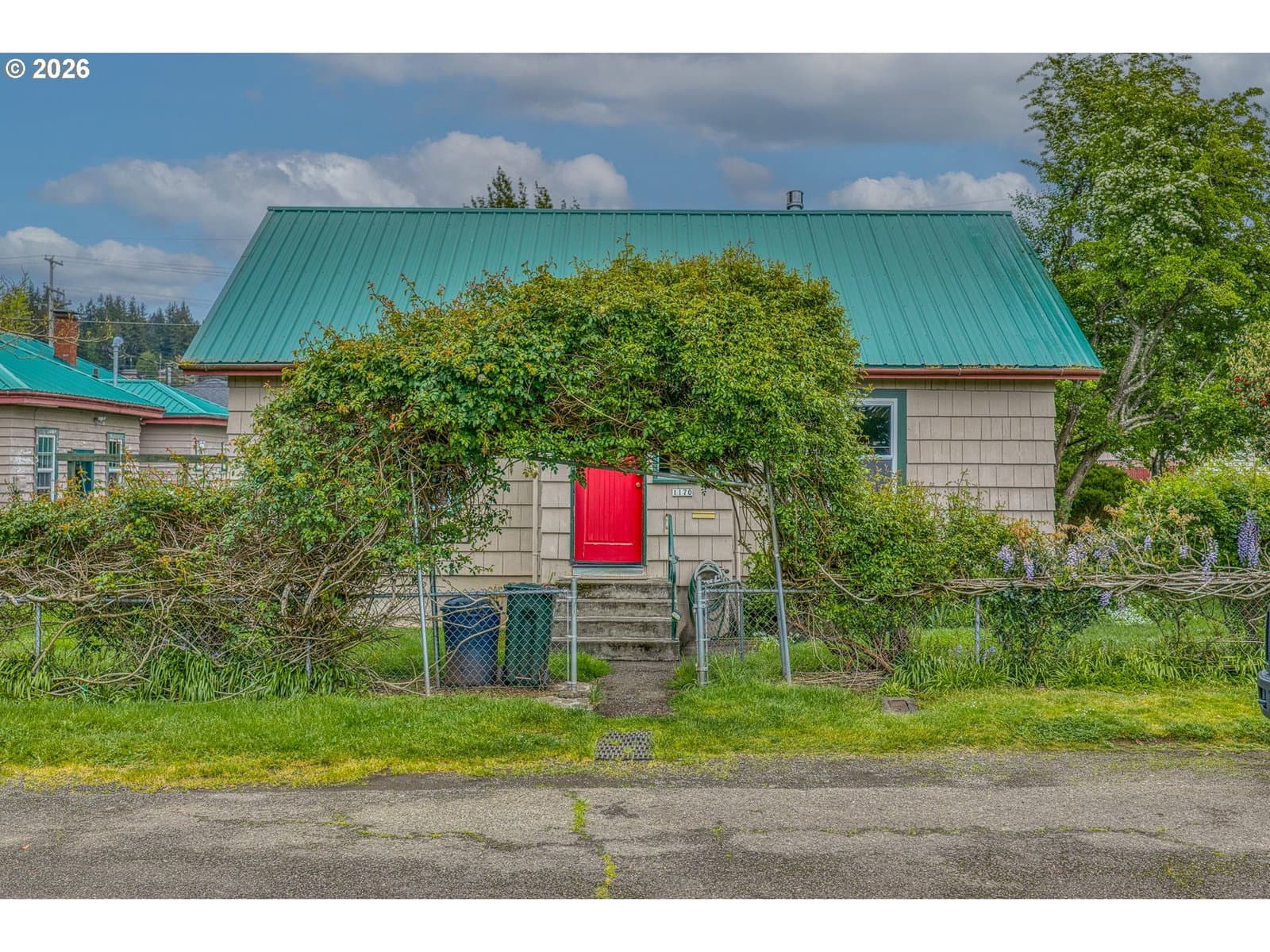 Primary listing photo, 1170 N Baxter ST, Coquille, OR, 97423