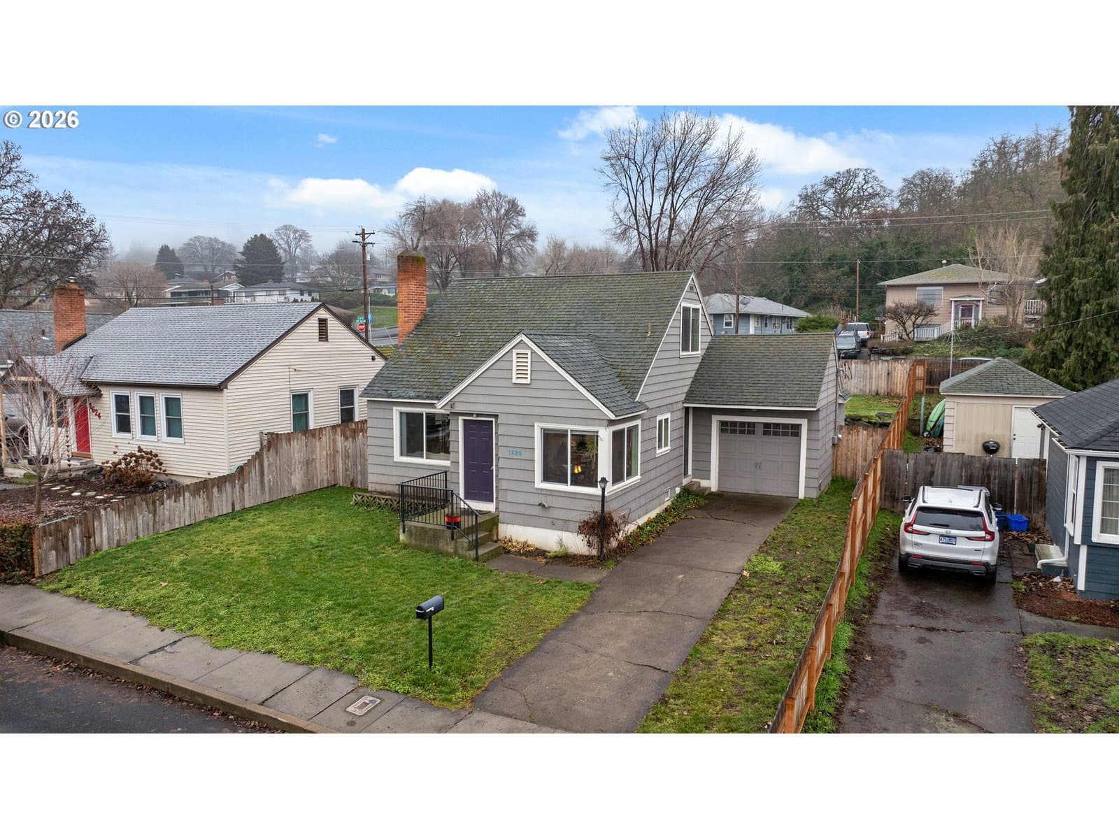 Primary listing photo, 1620 E 13TH PL, The Dalles, OR, 97058