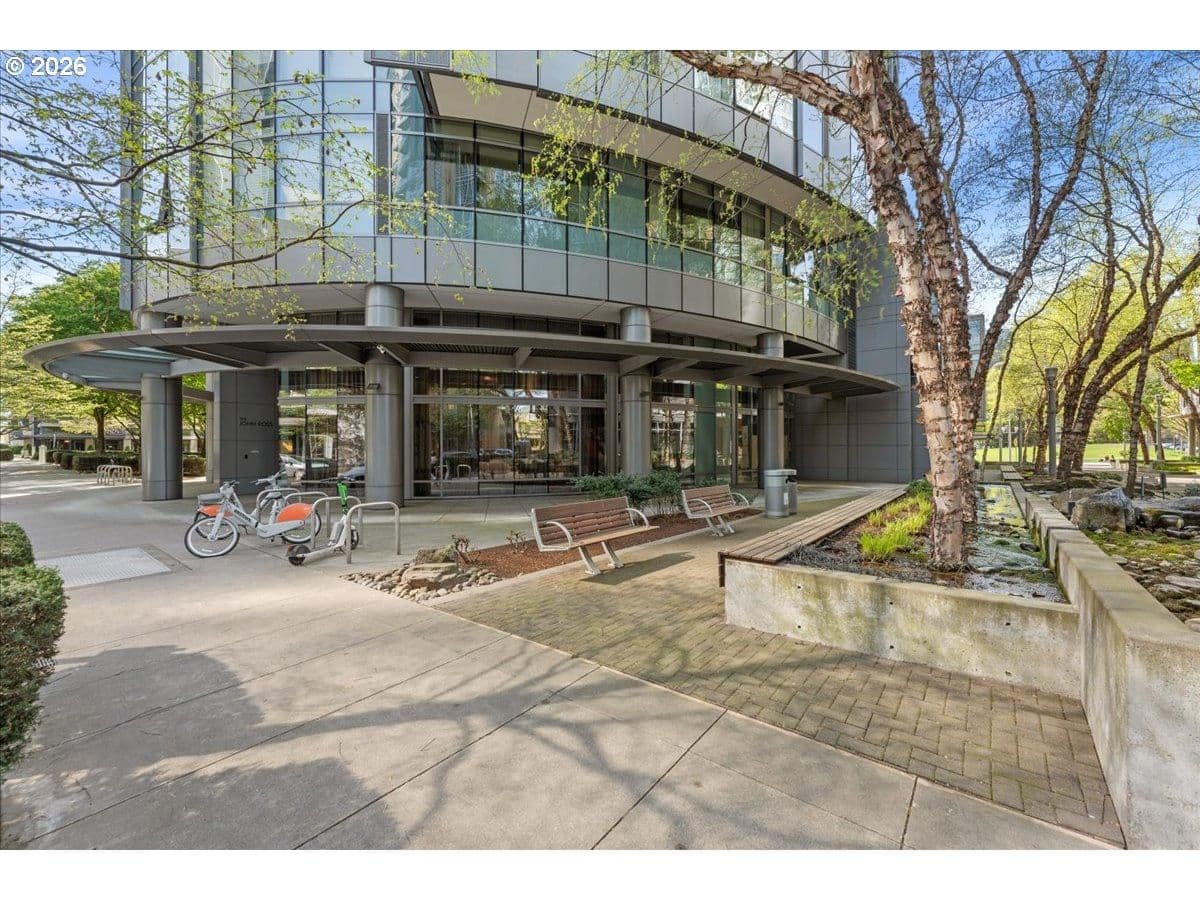 Primary listing photo, 3601 S RIVER PKWY #812, Portland, OR, 97239