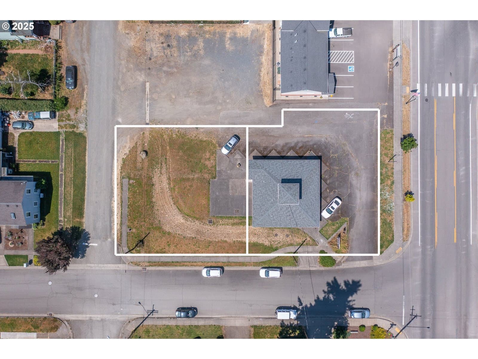 Primary listing photo, 106 E Bishop Way Next To Way, Brownsville, OR, 97327