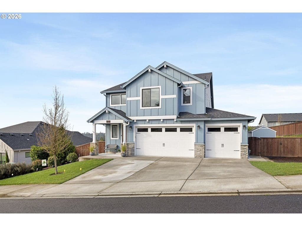 Primary listing photo, 676 E WHITE OAK AVE, La Center, WA, 98629