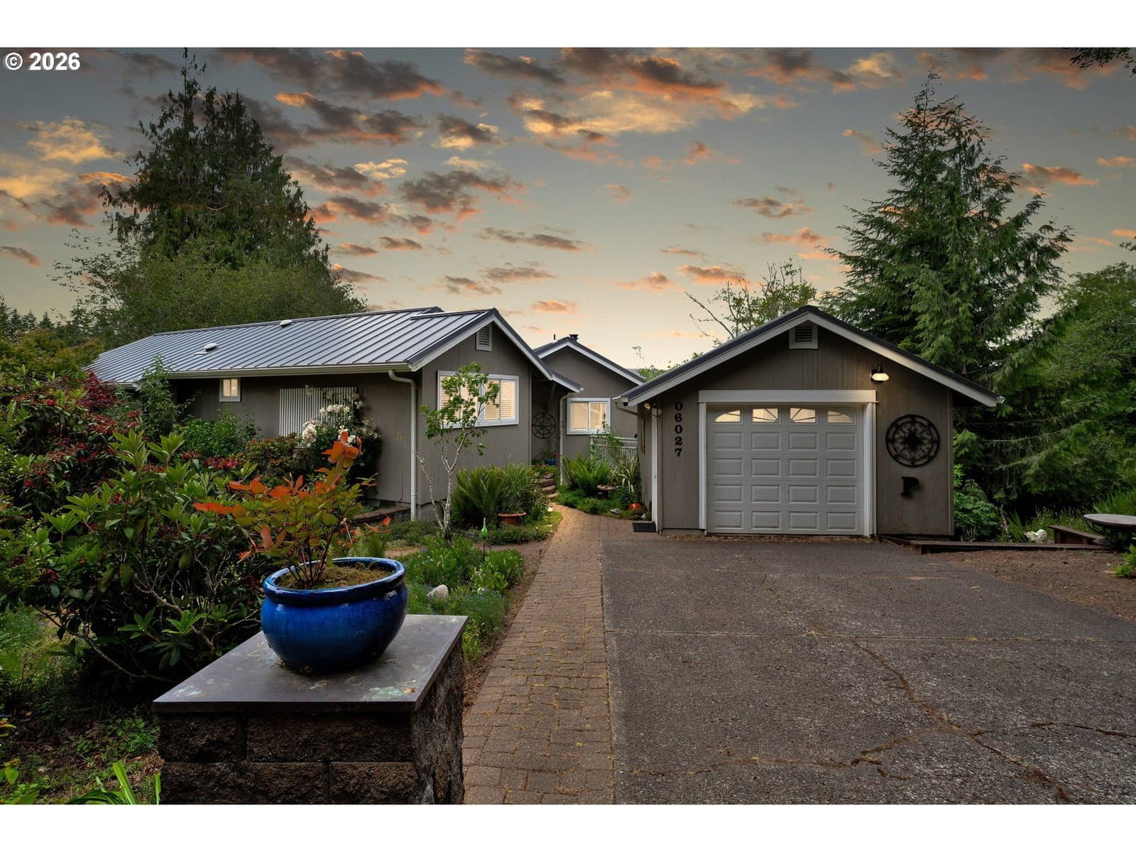 Primary listing photo, 6027 VIEW LOOP, Florence, OR, 97439