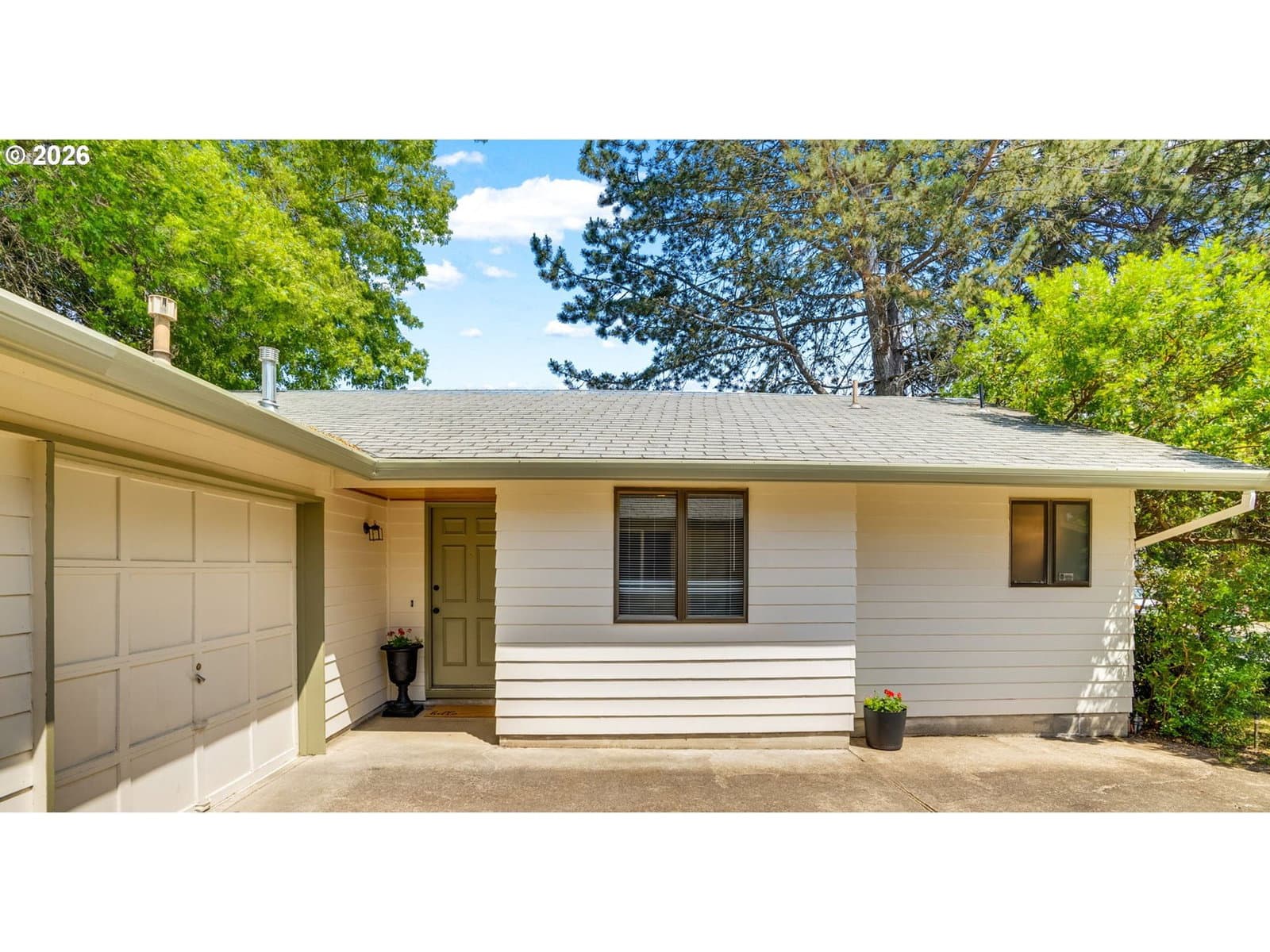 Primary listing photo, 19909 SW Southview ST, Beaverton, OR, 97078