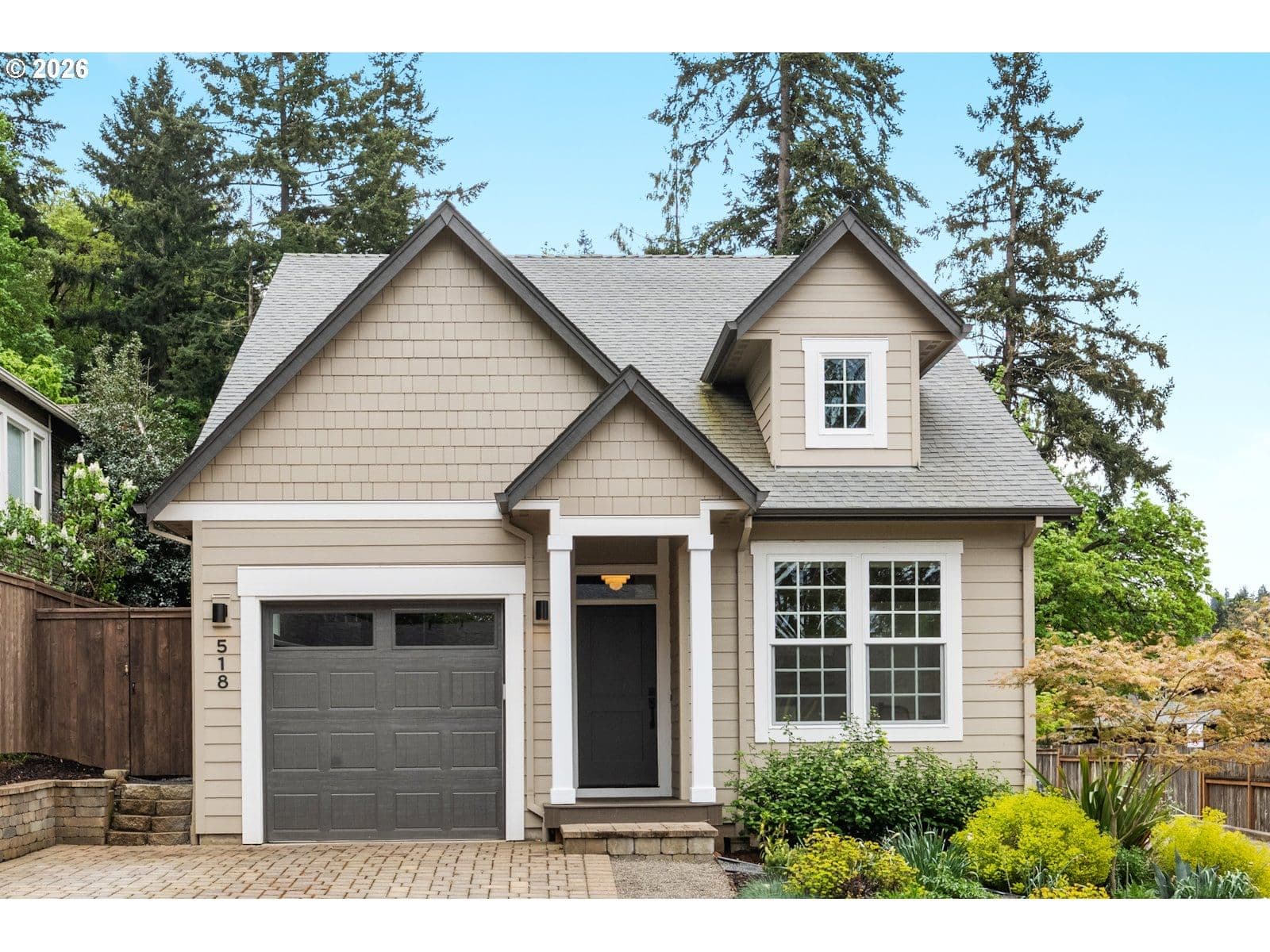 Primary listing photo, 518 JERSEY ST, Silverton, OR, 97381