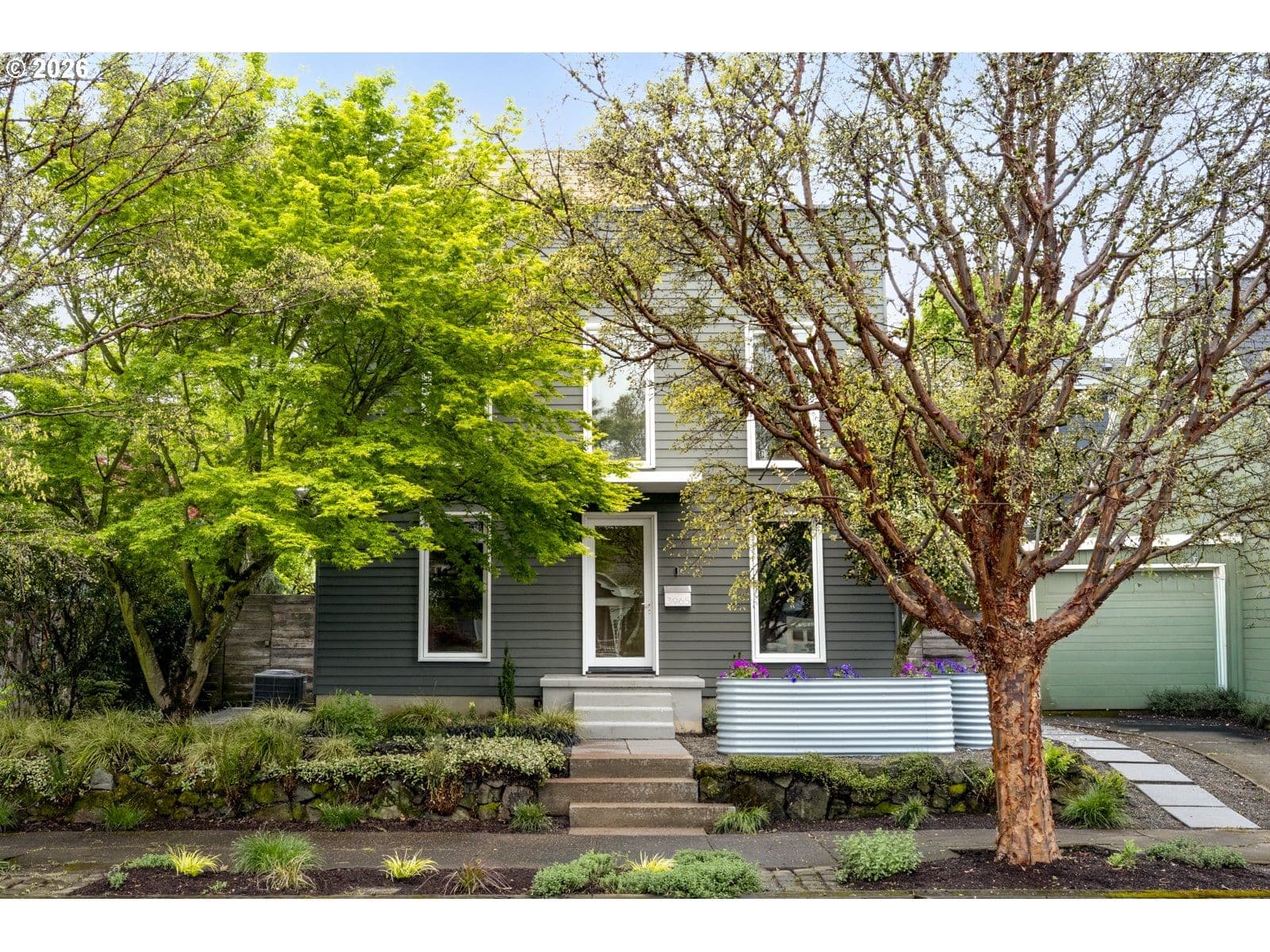 Primary listing photo, 3965 N GANTENBEIN AVE, Portland, OR, 97227