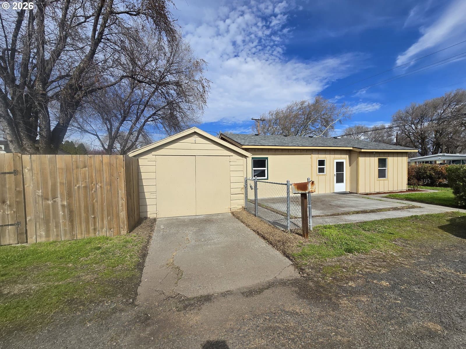 Primary listing photo, 3208 W 7TH ST, The Dalles, OR, 97058