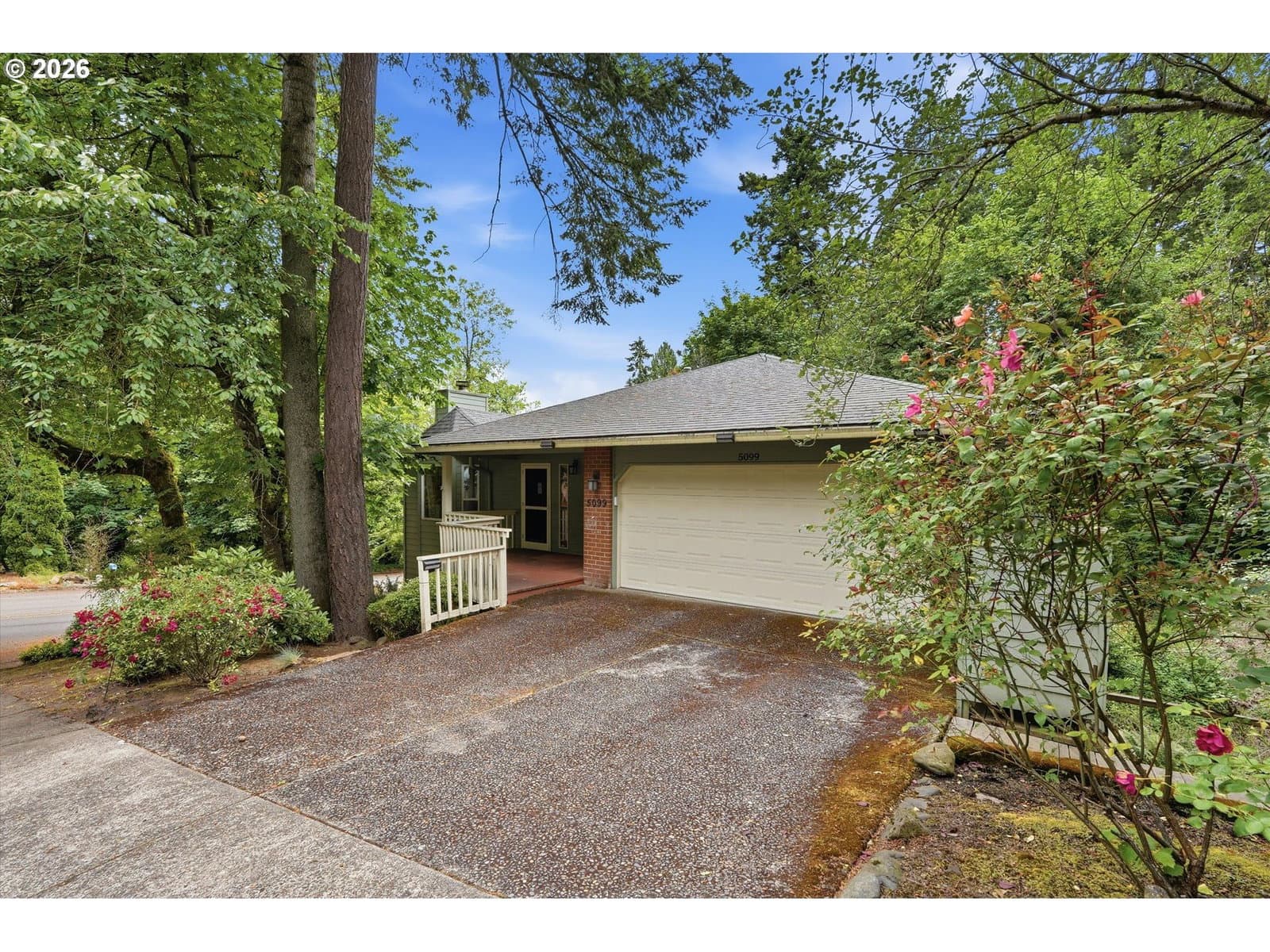5099 WOODWINDS CT