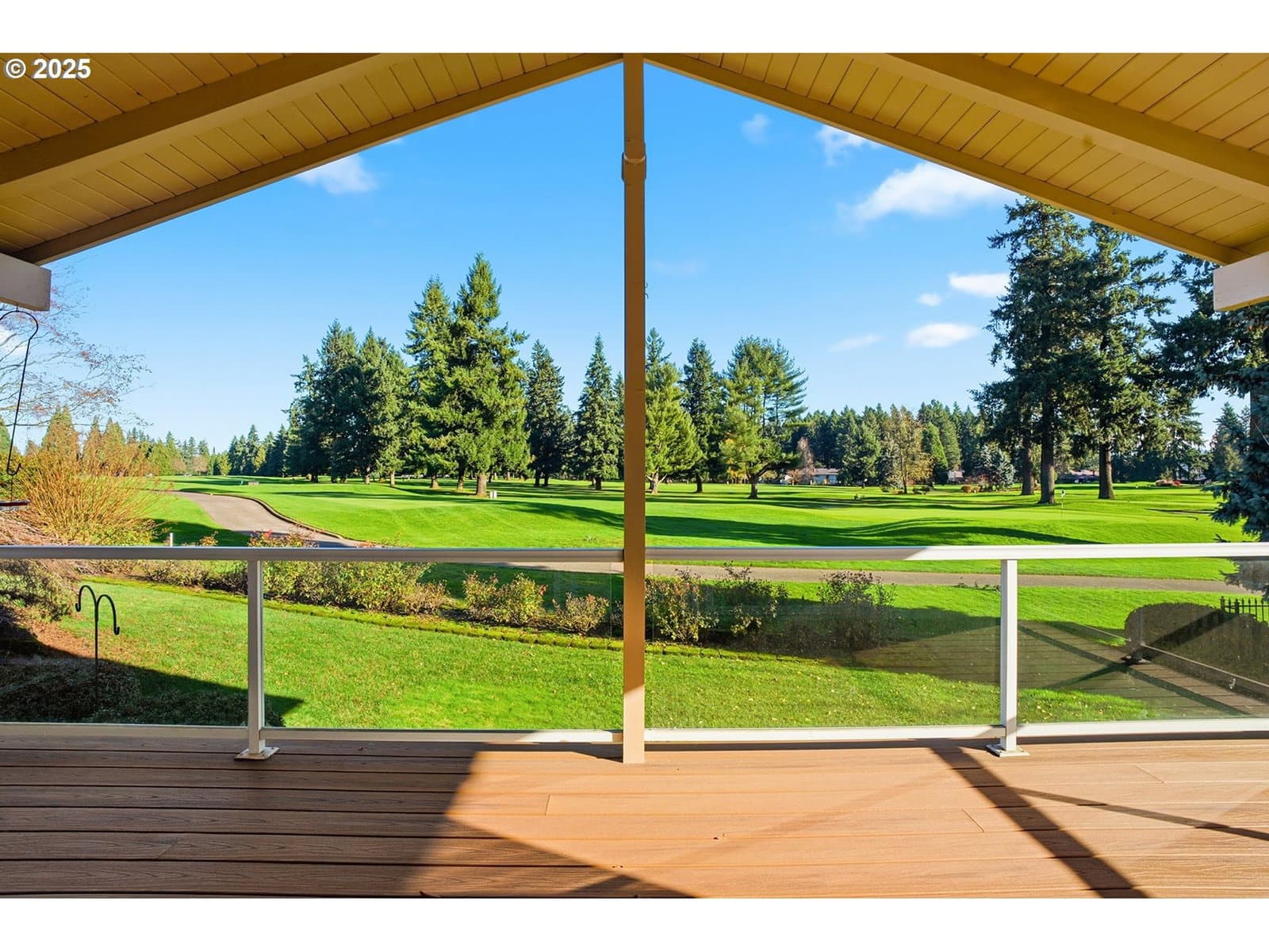 Primary listing photo, 2040 N COUNTRY CLUB DR, Canby, OR, 97013