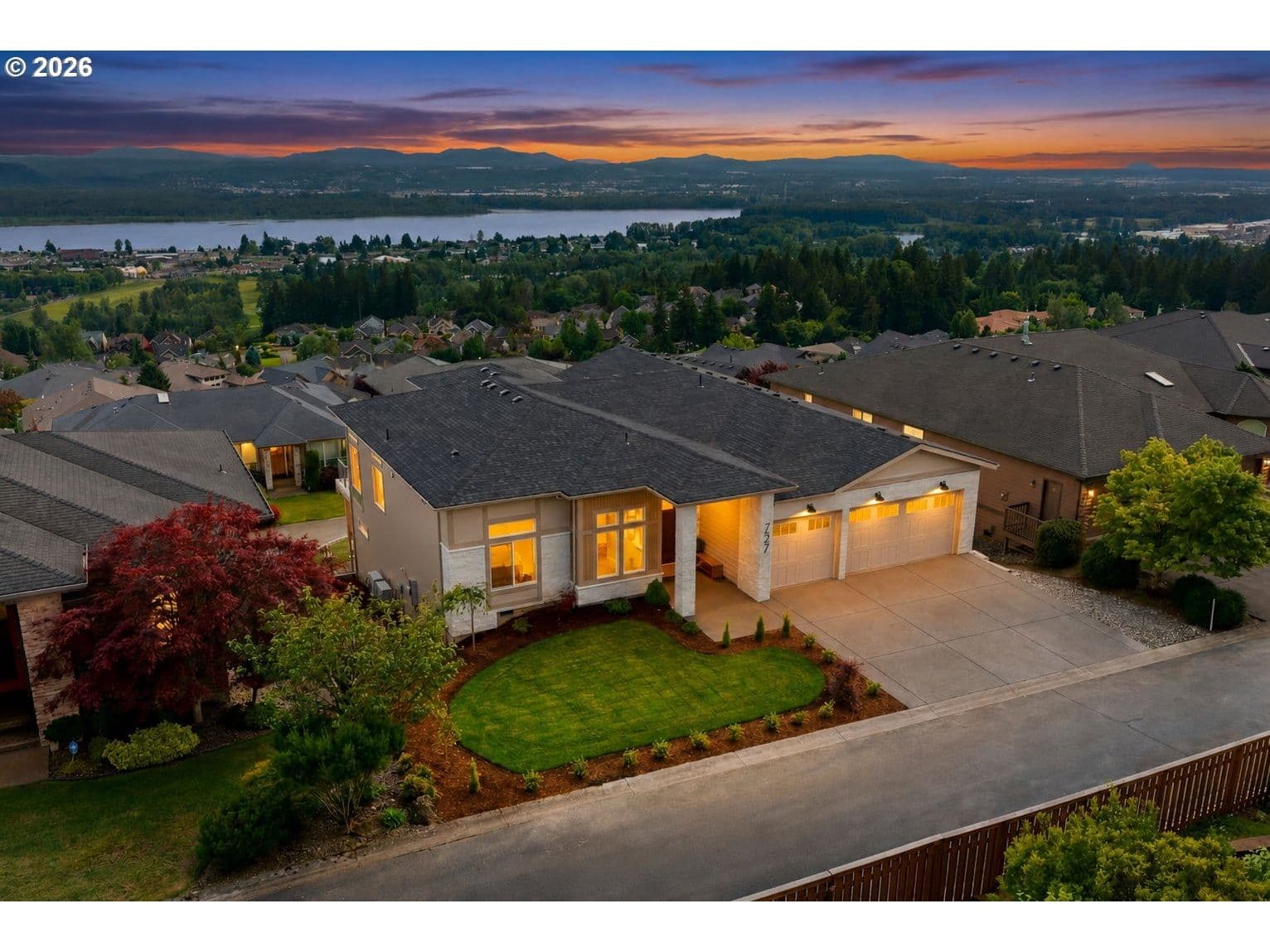 Primary listing photo, 727 W ALDER CT, Washougal, WA, 98671