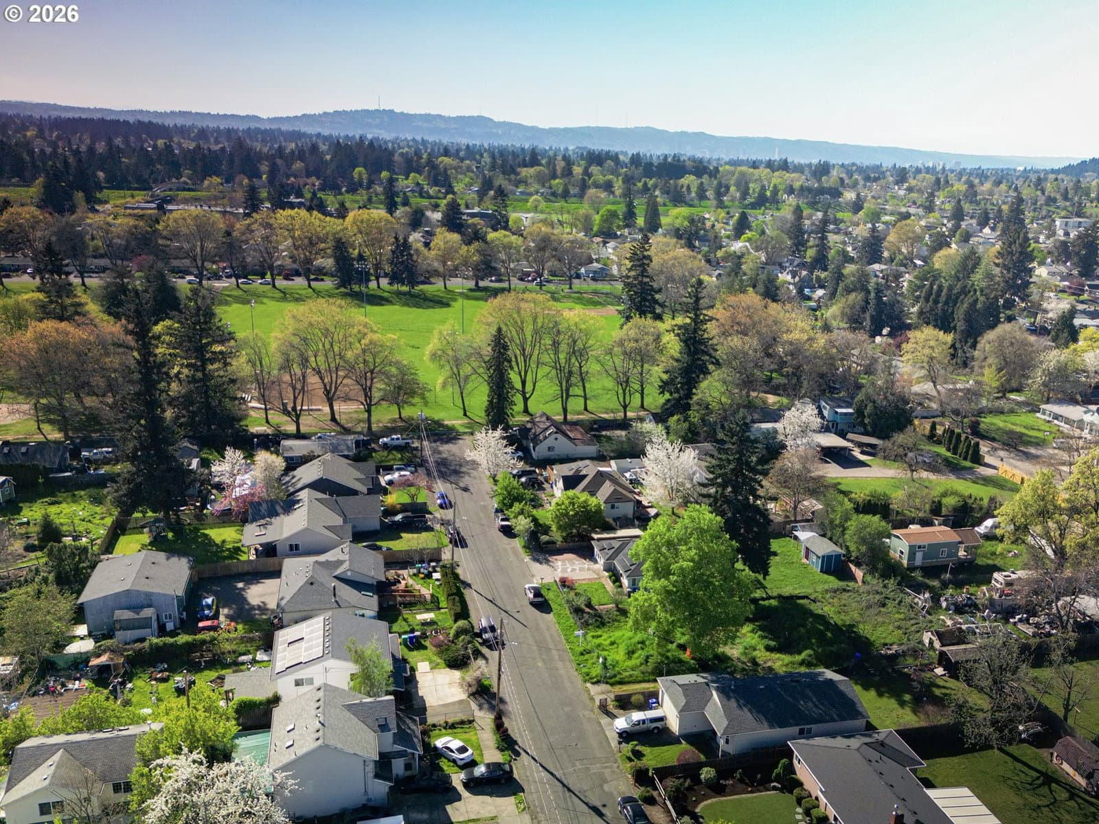 Primary listing photo, 10257 SE RAYMOND ST, Portland, OR, 97266
