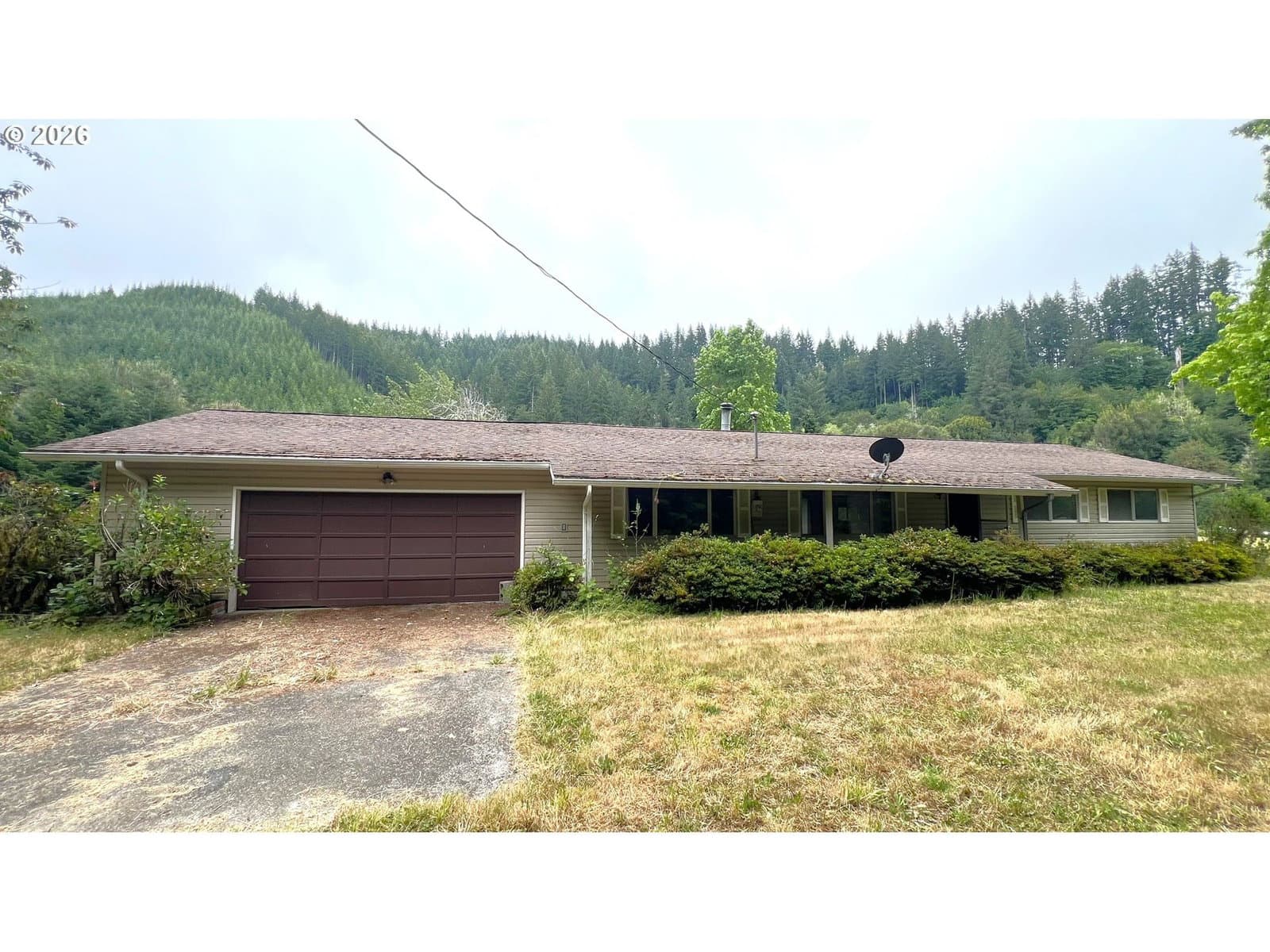 Primary listing photo, 10082 LONE PINE LN, Myrtle Point, OR, 97458