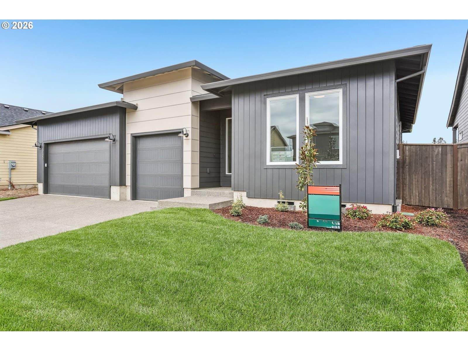 Primary listing photo, 707 Magnolia AVE, Woodburn, OR, 97071