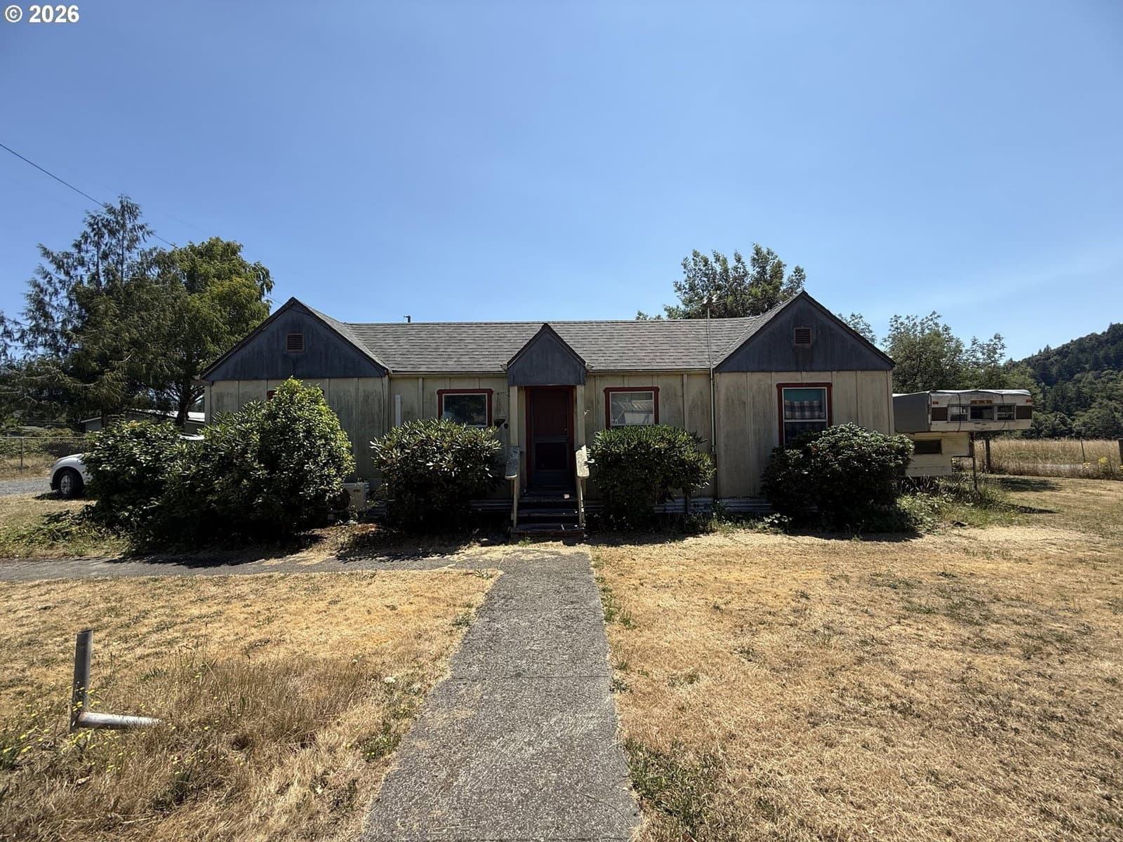 Primary listing photo, 140 POPLAR ST, Powers, OR, 97466
