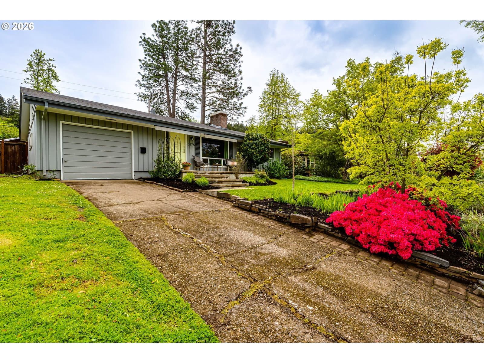 Primary listing photo, 3175 UNIVERSITY ST, Eugene, OR, 97405
