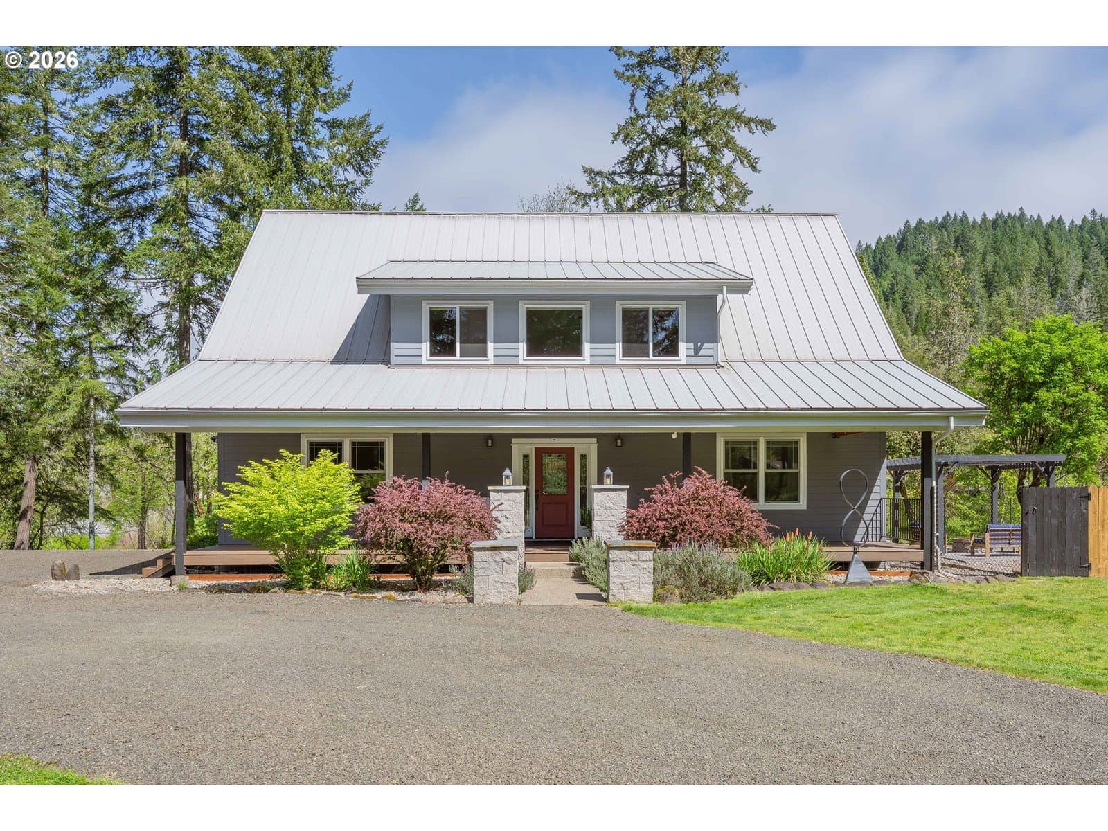 Primary listing photo, 495 INDIAN POINT LN, Glide, OR, 97443