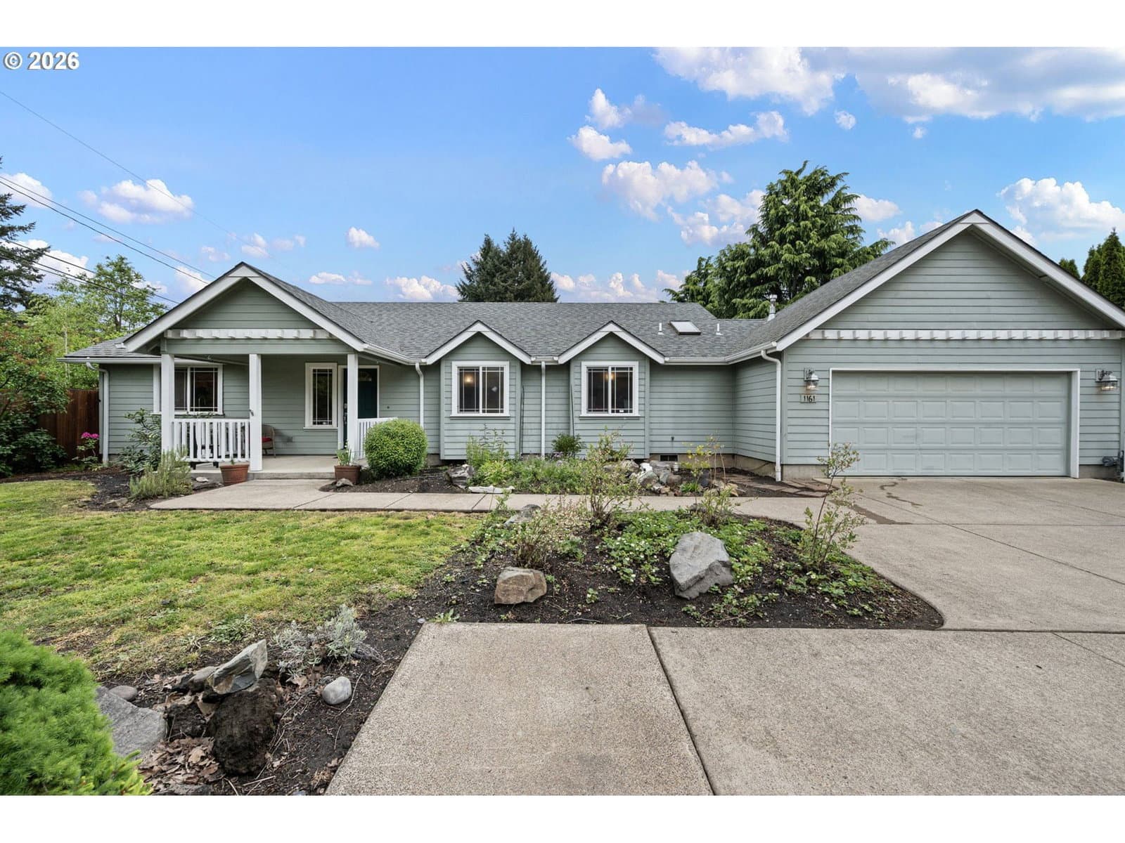 Primary listing photo, 1161 MOLLY LN, Eugene, OR, 97404