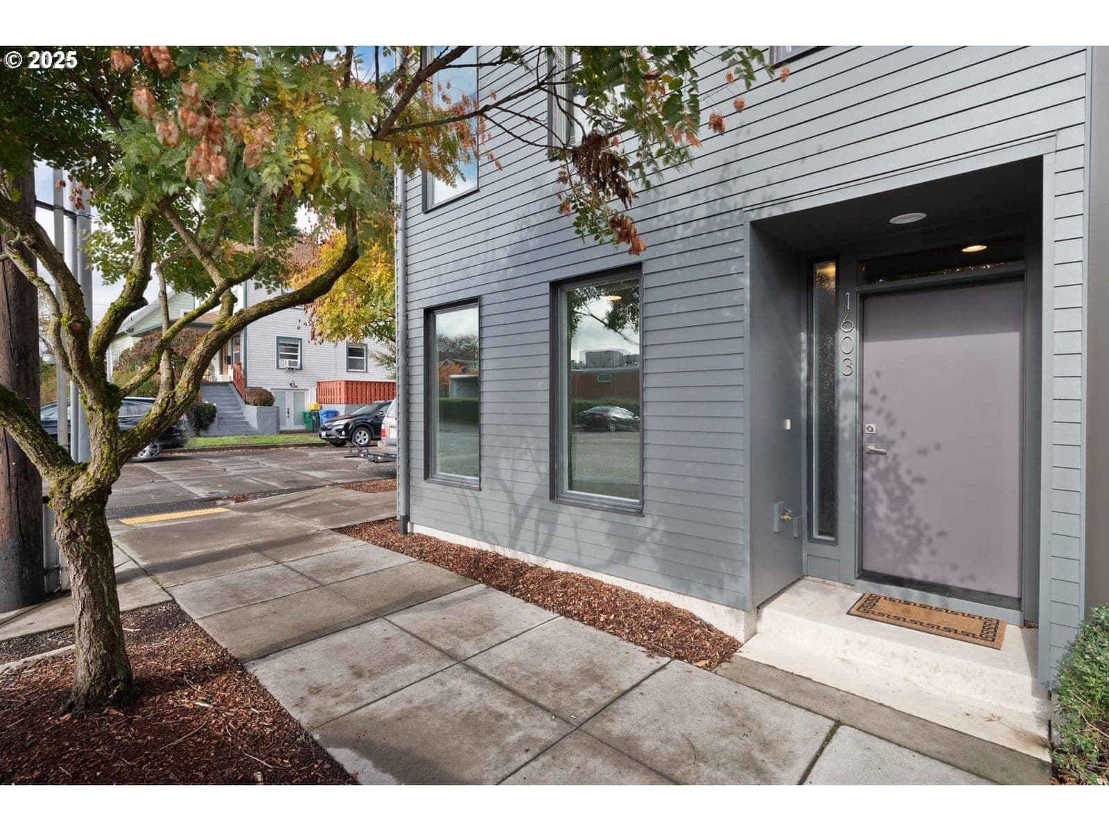 Primary listing photo, 1603 SE GLENWOOD ST, Portland, OR, 97202