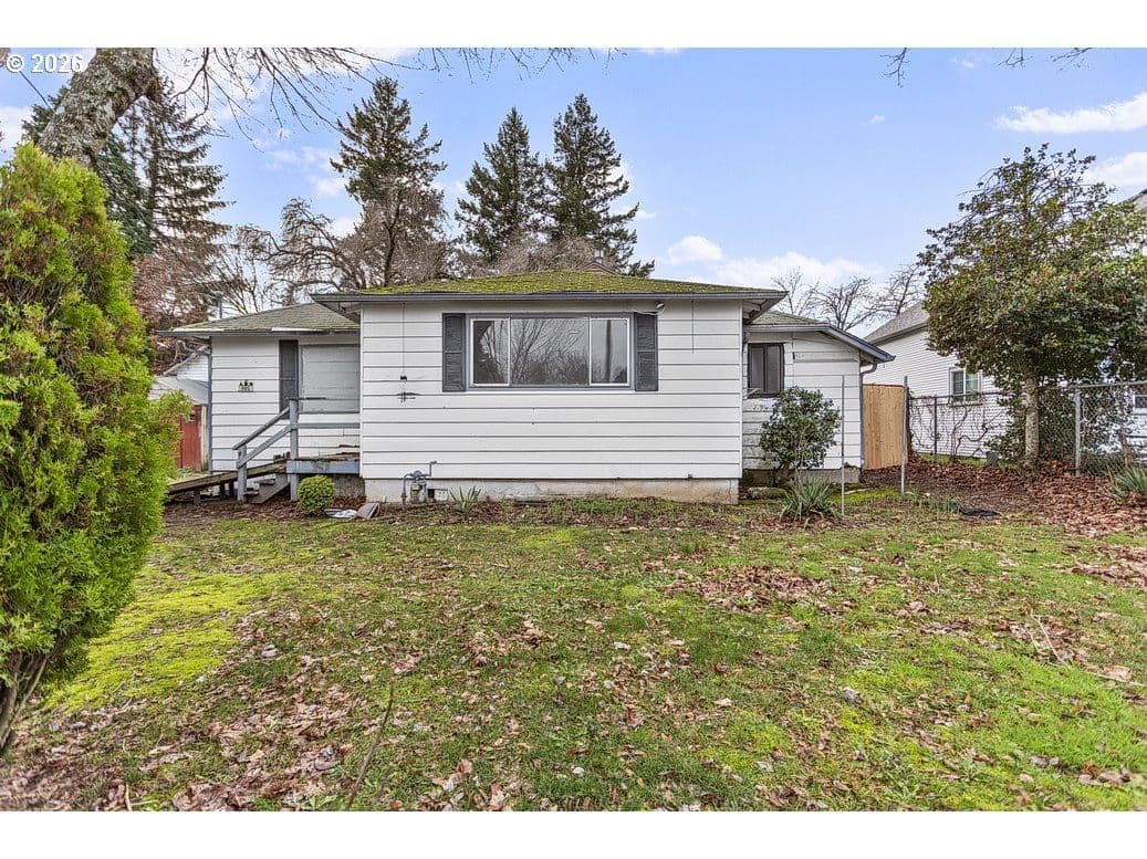 Primary listing photo, 805 SE 197TH AVE, Portland, OR, 97233
