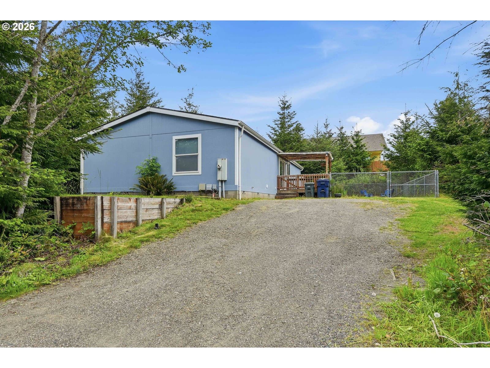 Listing photo 1 of 6