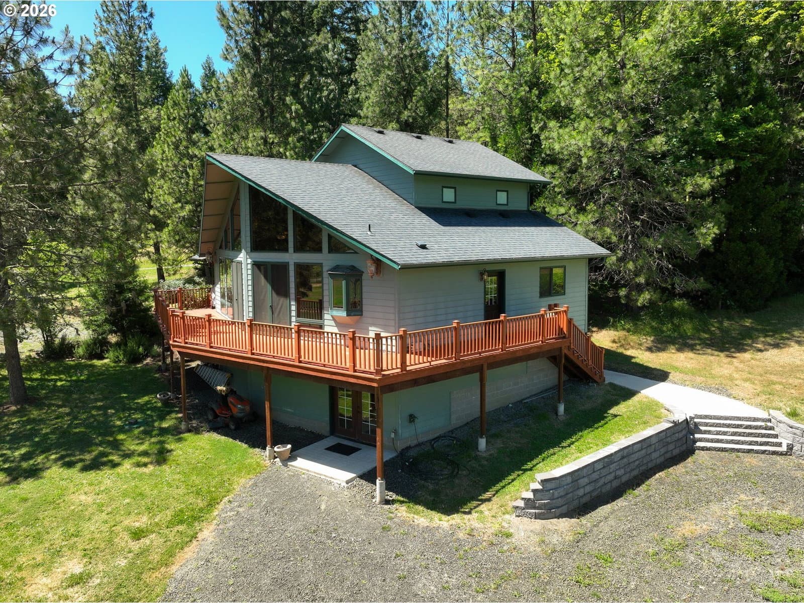 Listing photo 1 of 6