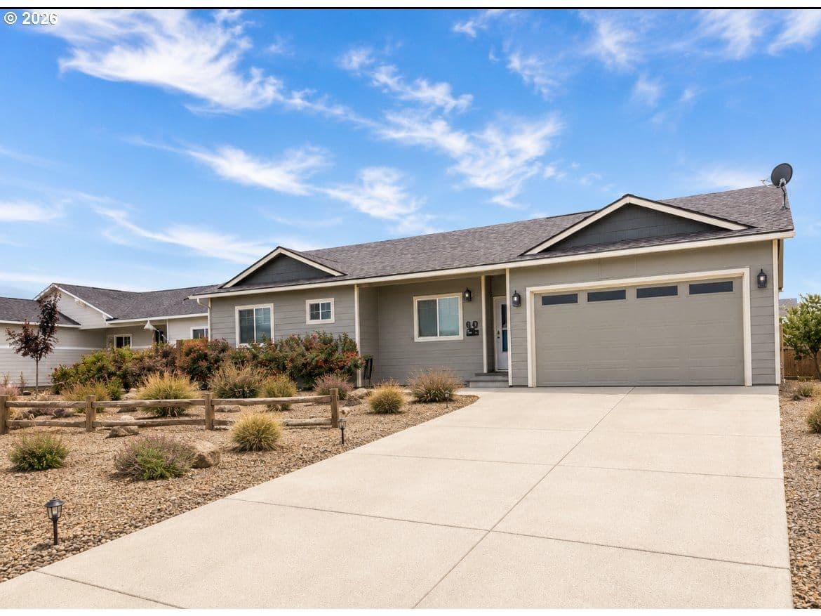 Primary listing photo, 229 ALFALFA DR, Culver, OR, 97734