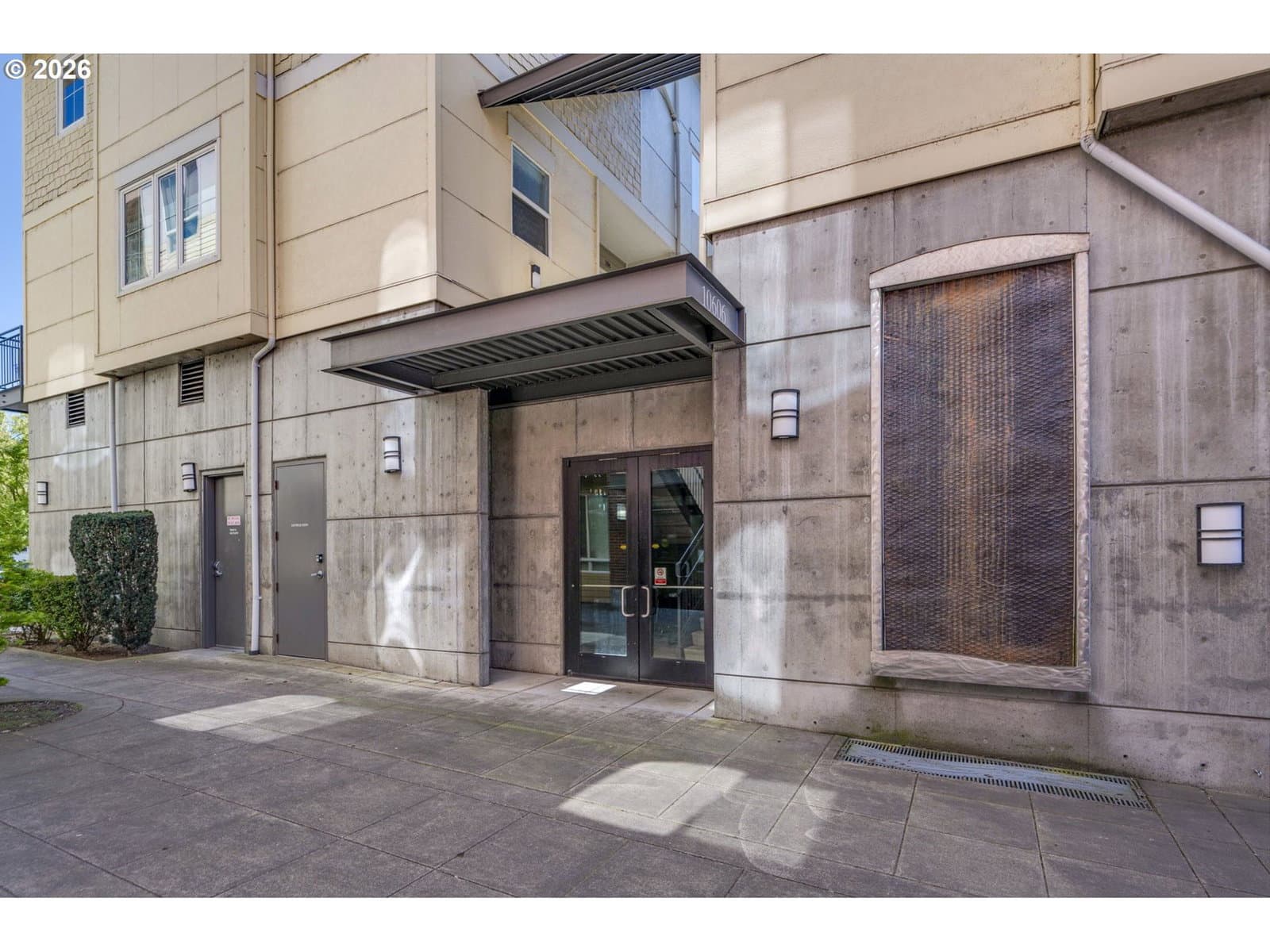 Primary listing photo, 10606 SE MAIN ST #204, Milwaukie, OR, 97222