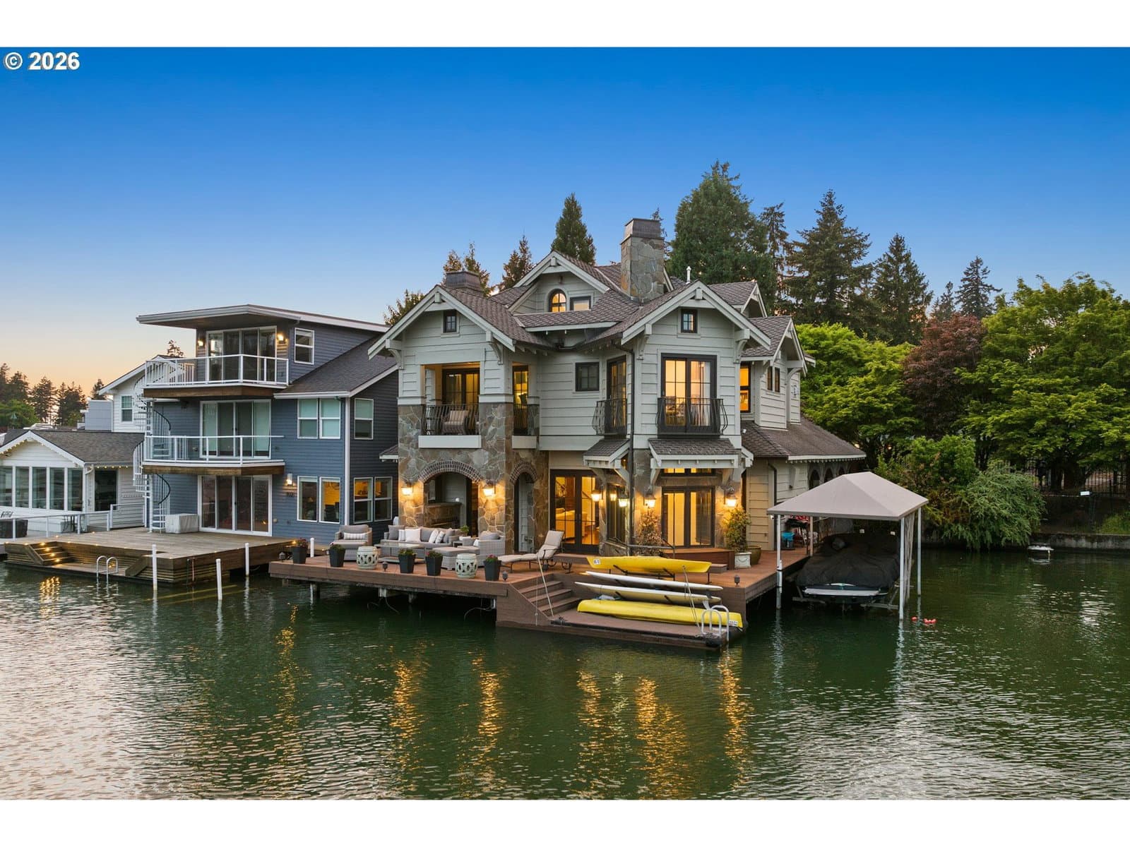 Listing photo 1 of 6