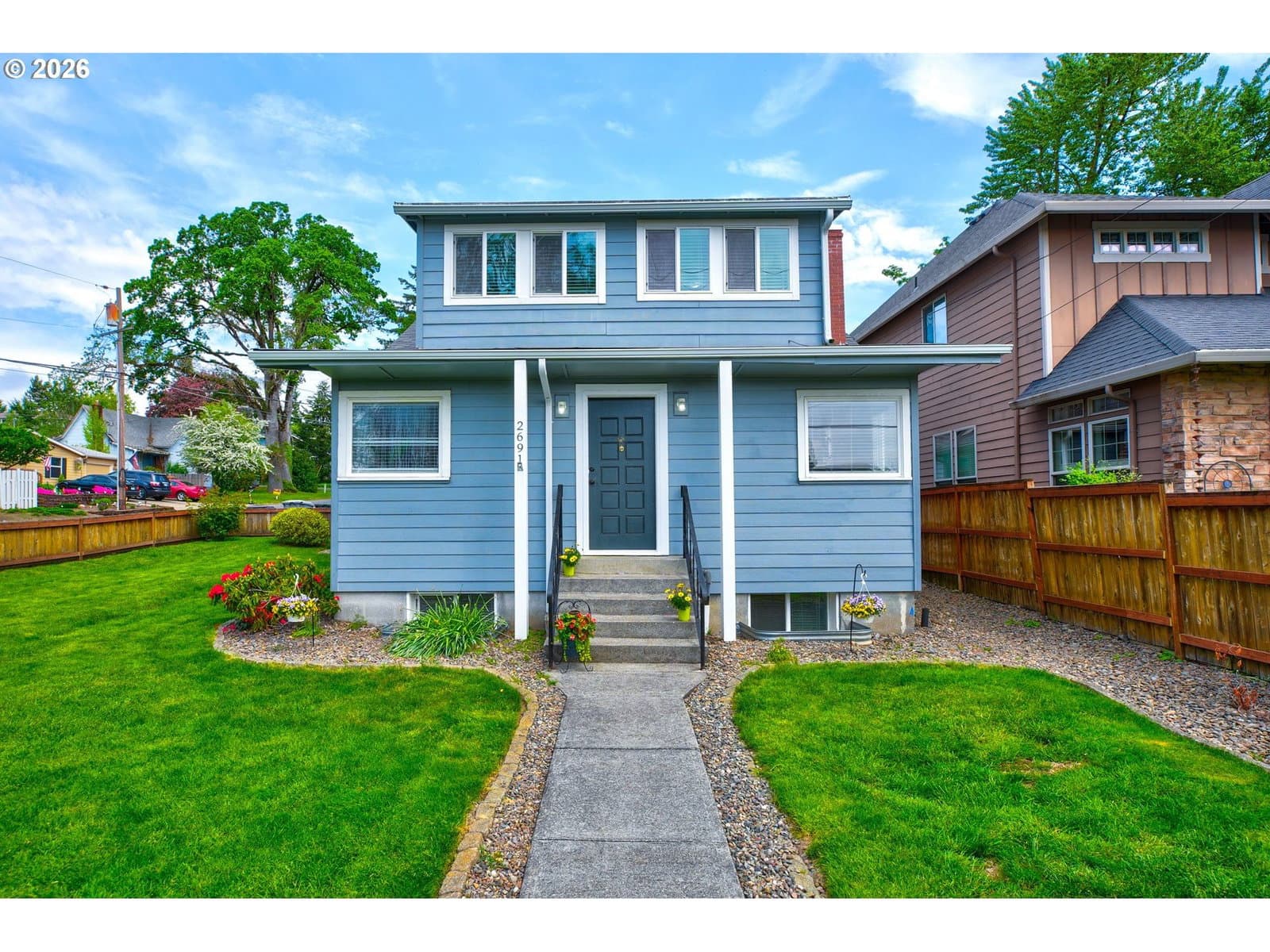 Listing photo 1 of 6