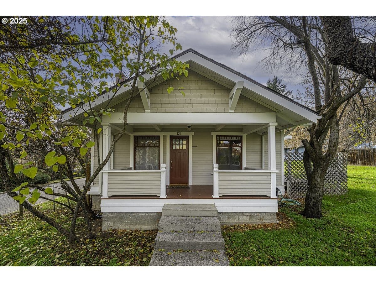 Primary listing photo, 126 NURSERY ST, Ashland, OR, 97520