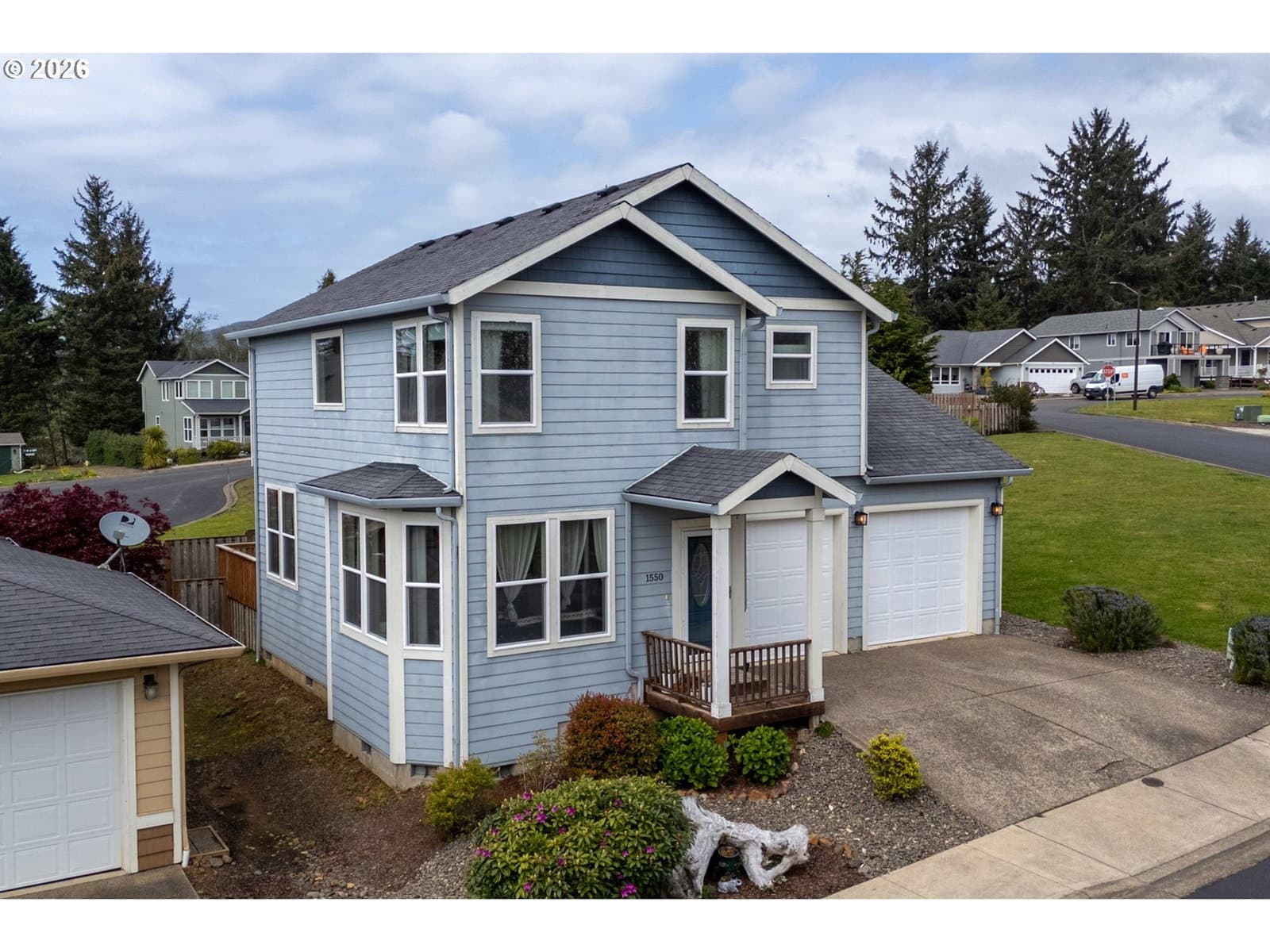 Listing photo 1 of 6