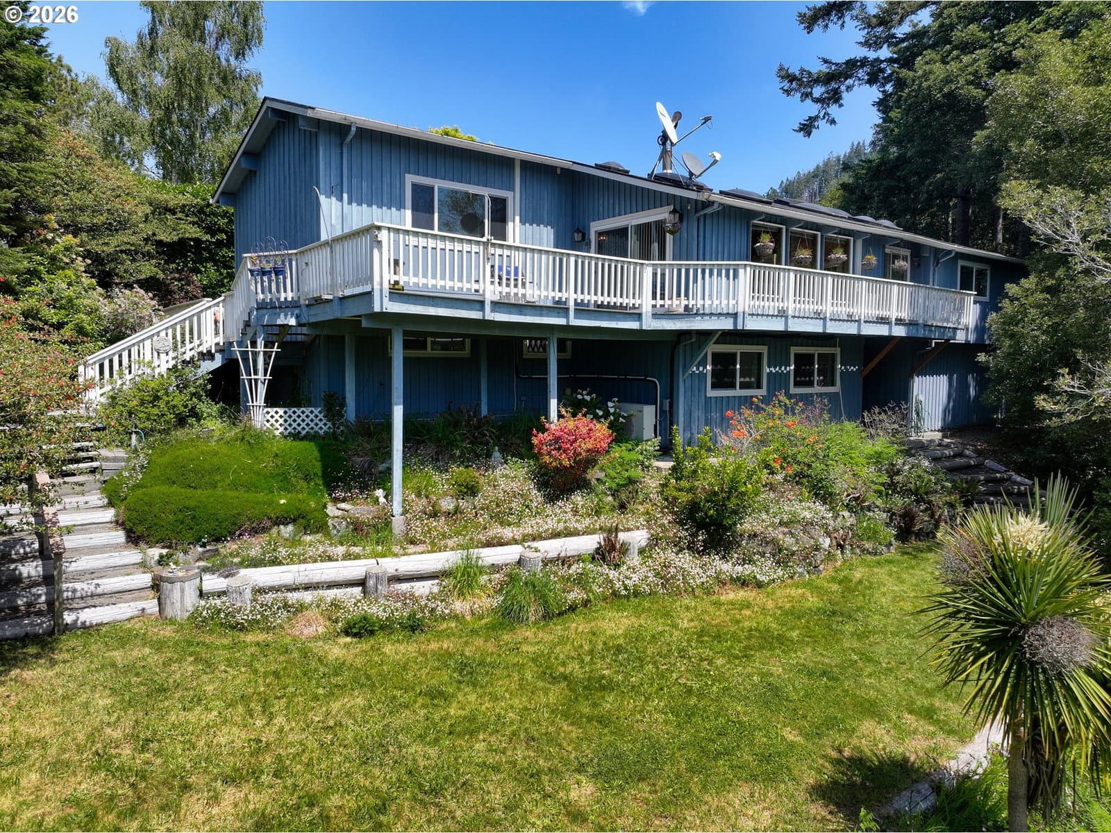 Listing photo 1 of 6