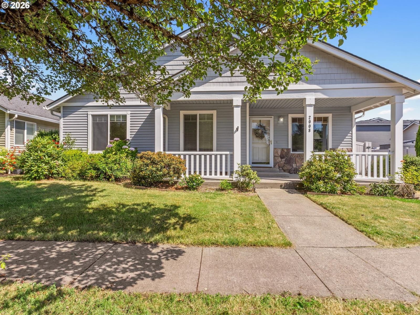 Listing photo 1 of 6