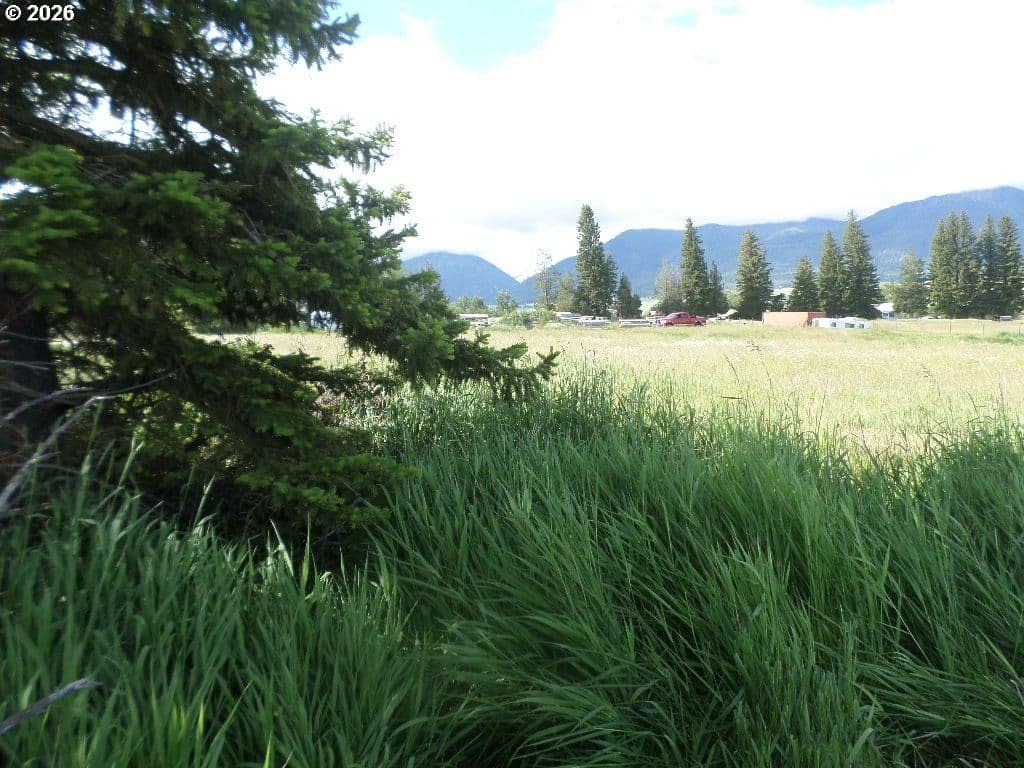 Listing photo 1 of 6