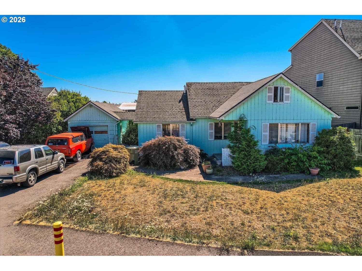 Listing photo 1 of 6