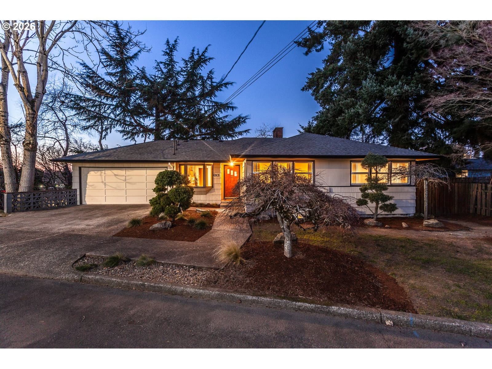 Primary listing photo, 6805 NE MULTNOMAH ST, Portland, OR, 97213