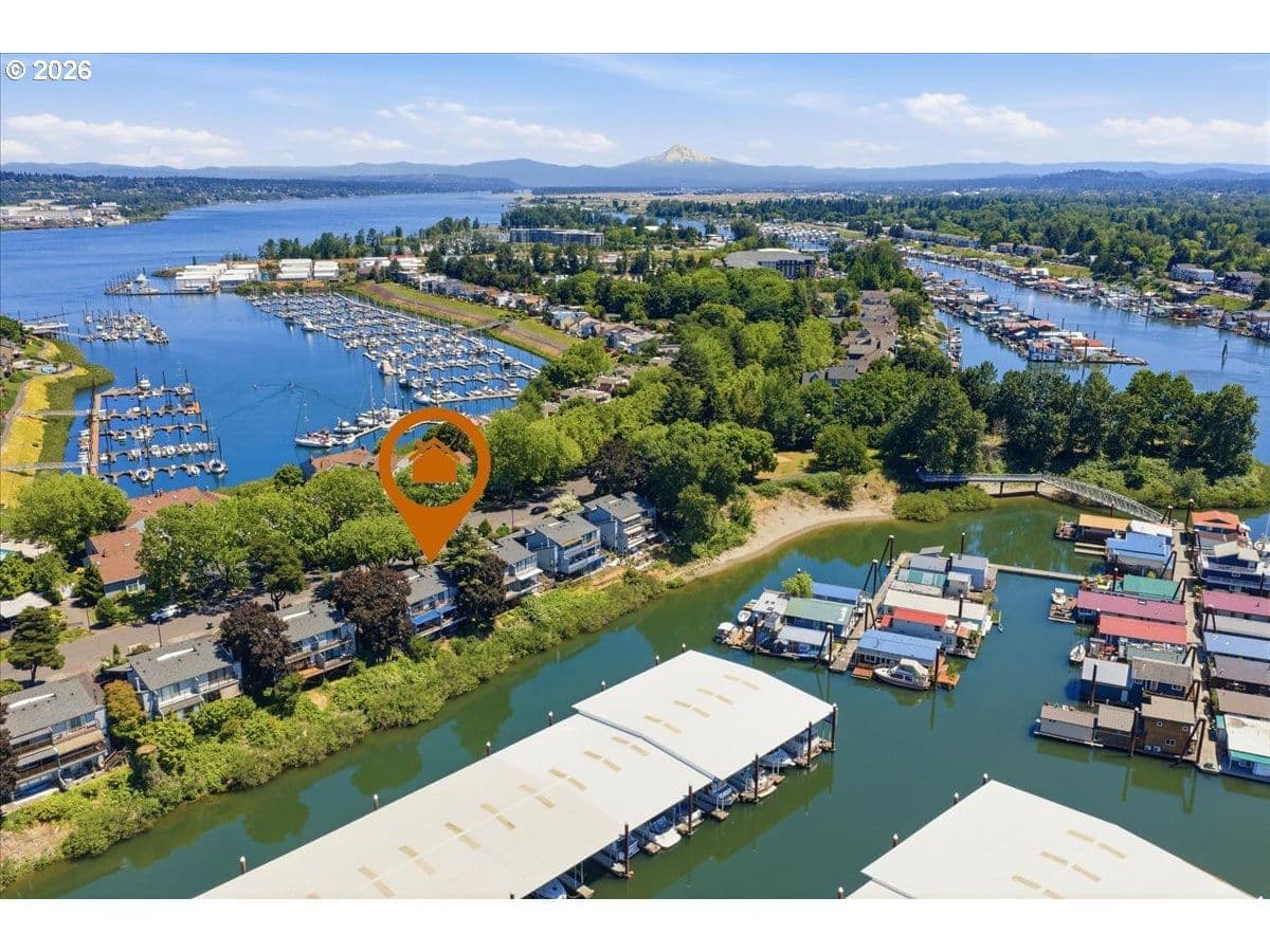 620 N TOMAHAWK ISLAND DR