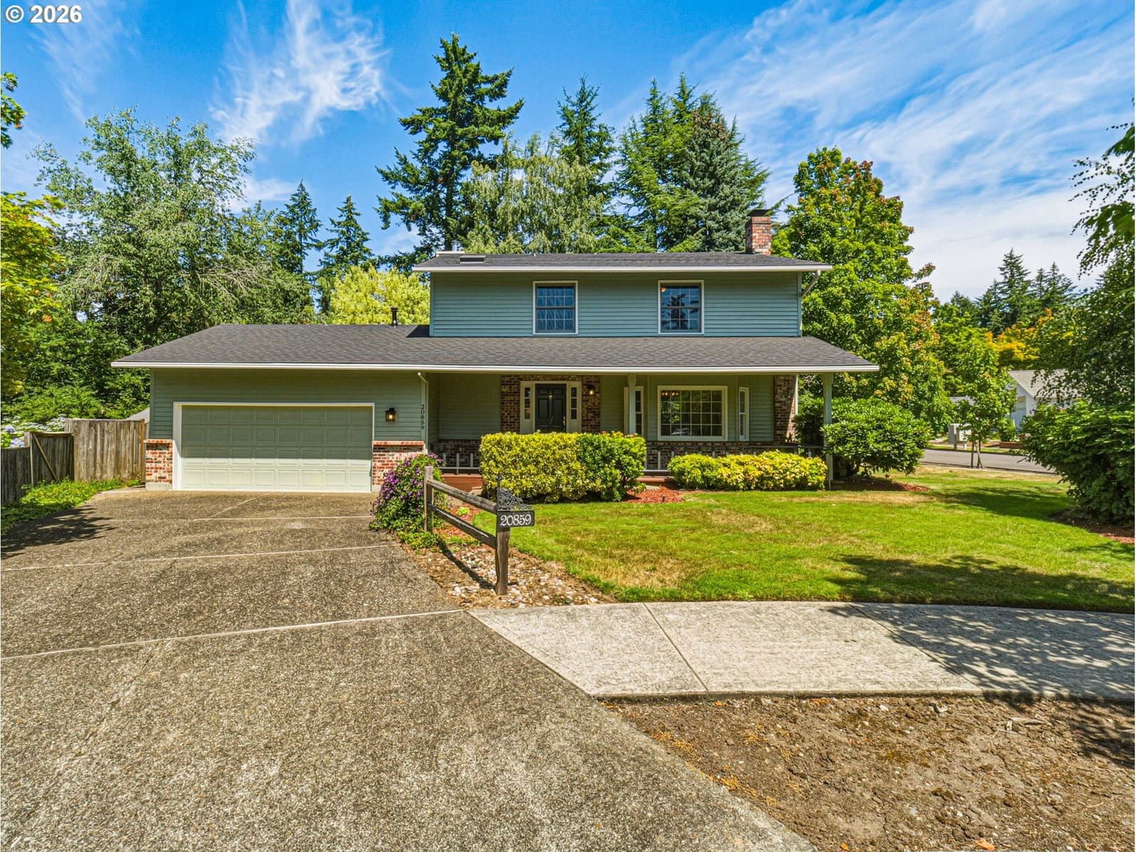 Listing photo 1 of 6