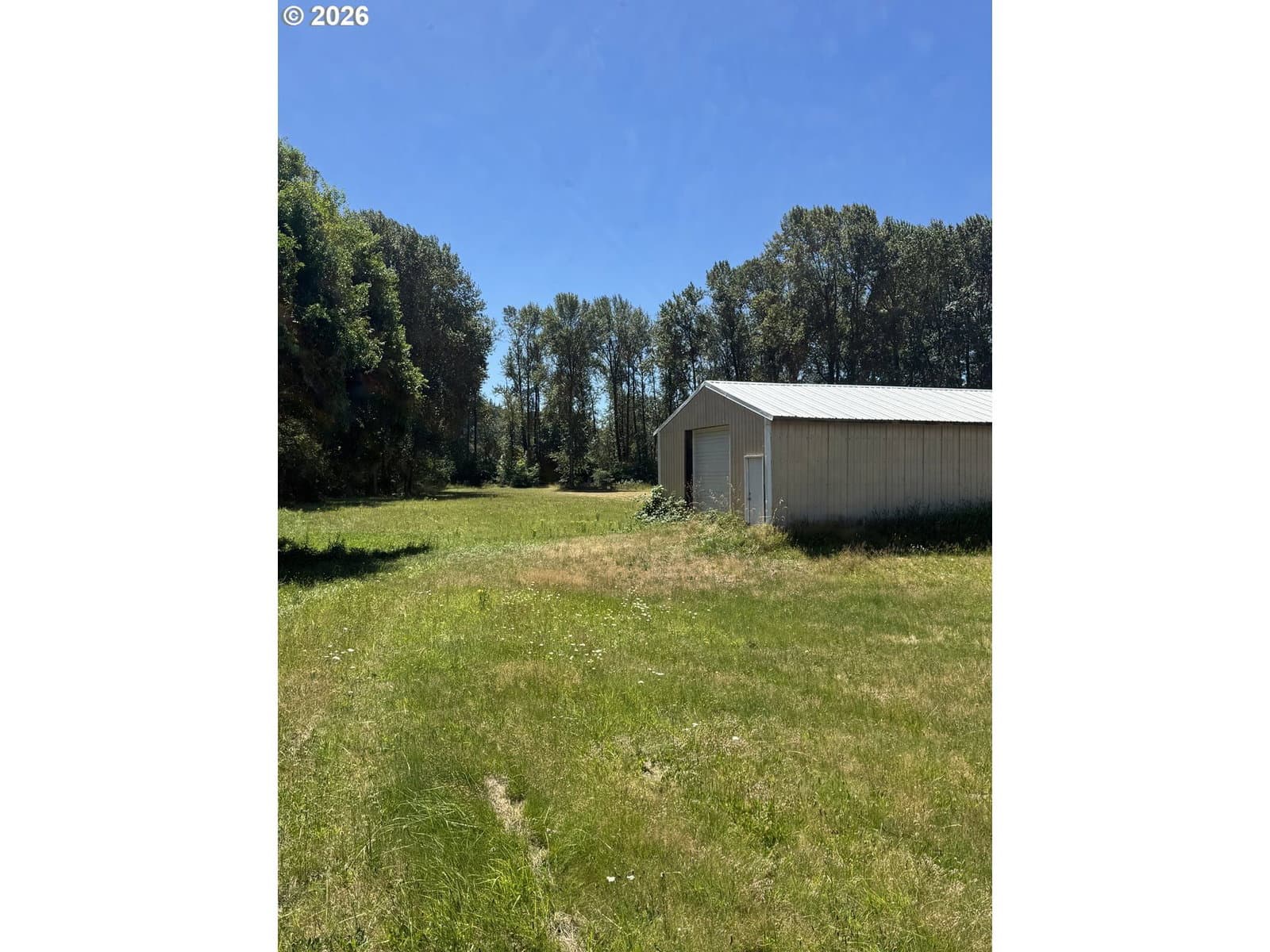 Listing photo 1 of 6