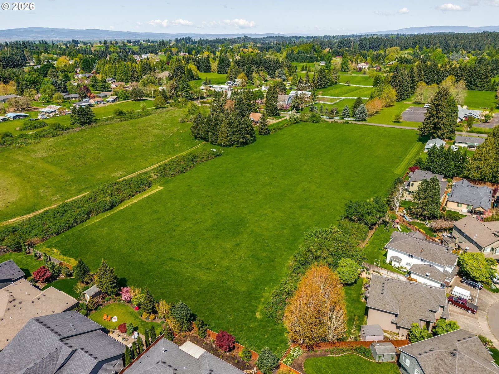 Listing photo 1 of 6