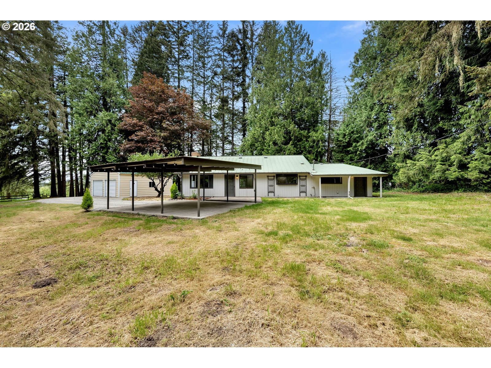 Listing photo 1 of 6
