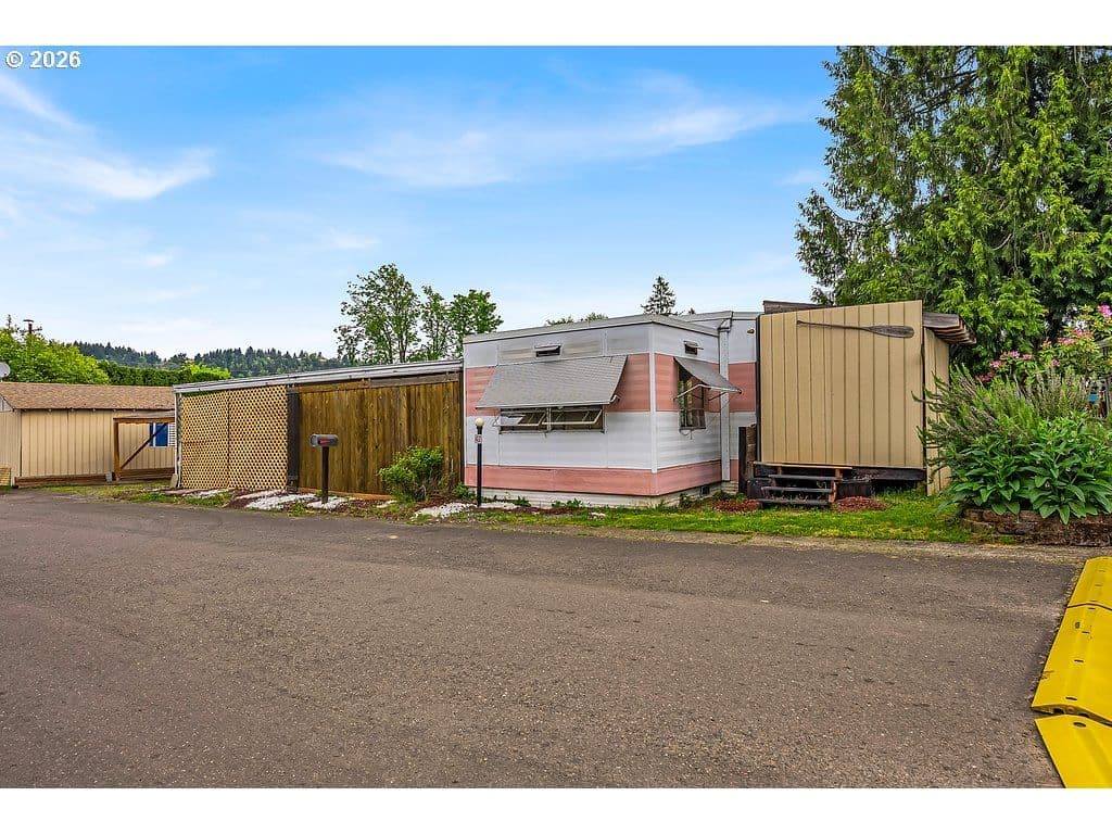 Primary listing photo, 18830 HIGHWAY 99E #42, Oregon City, OR, 97045