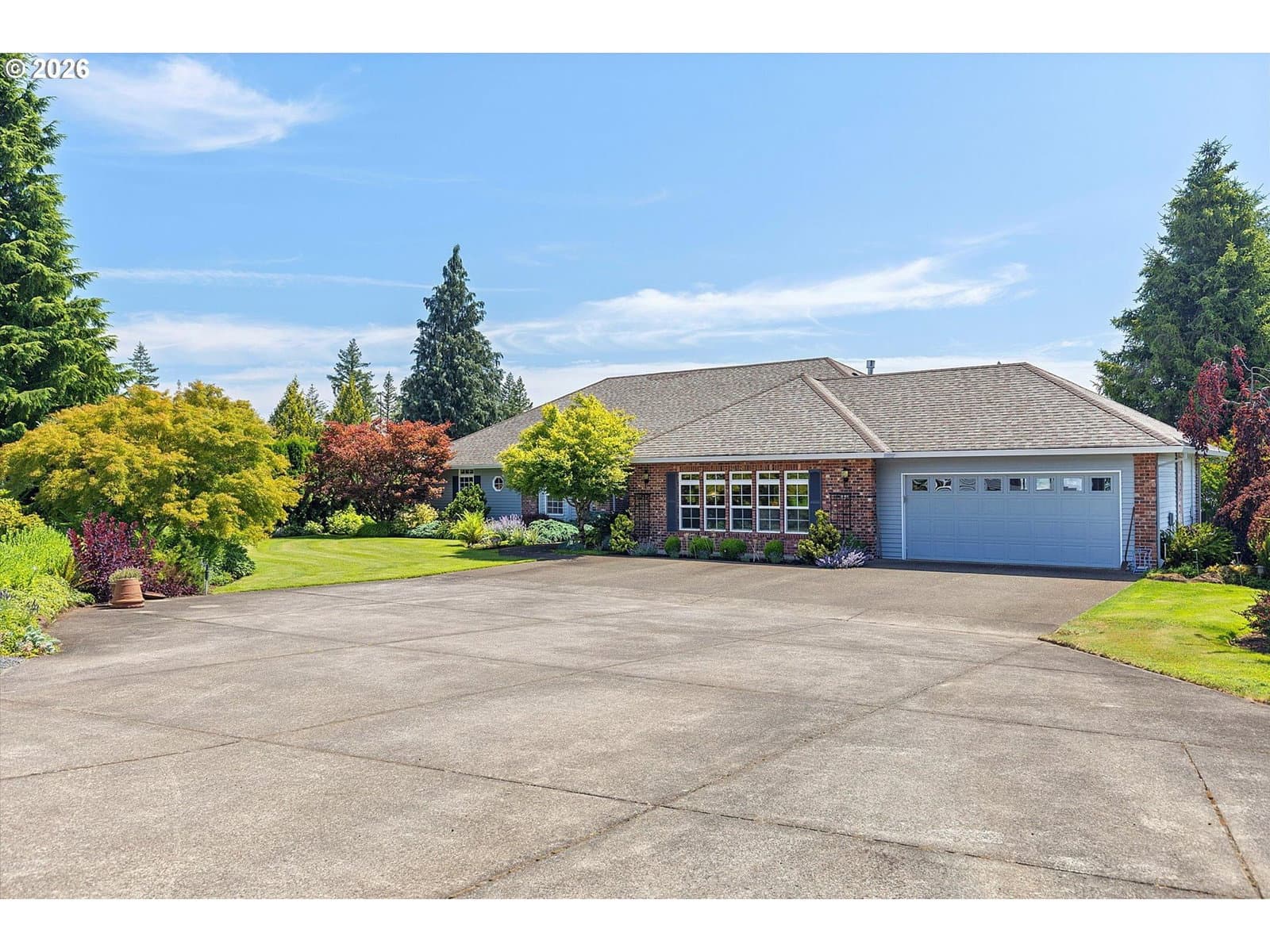 Listing photo 1 of 6