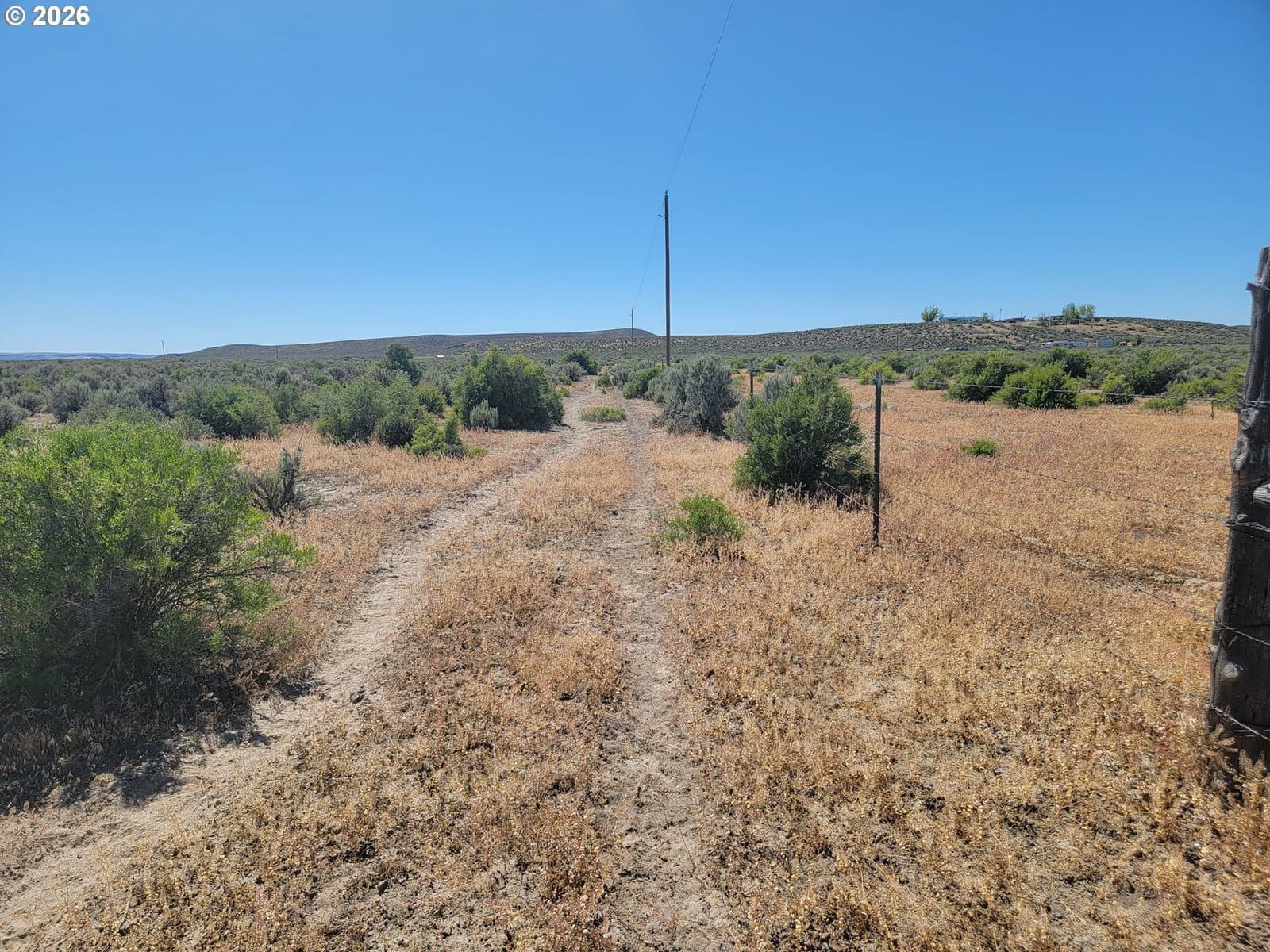Listing photo 1 of 6