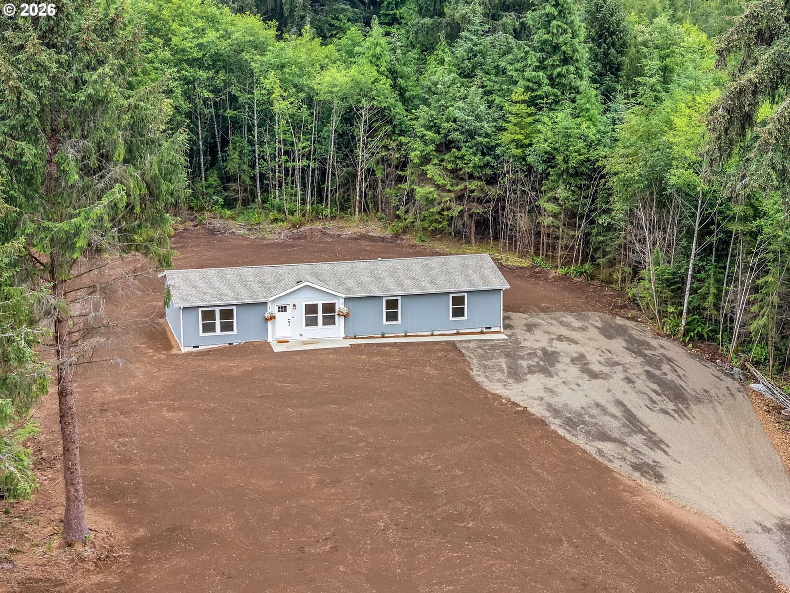 Listing photo 1 of 6