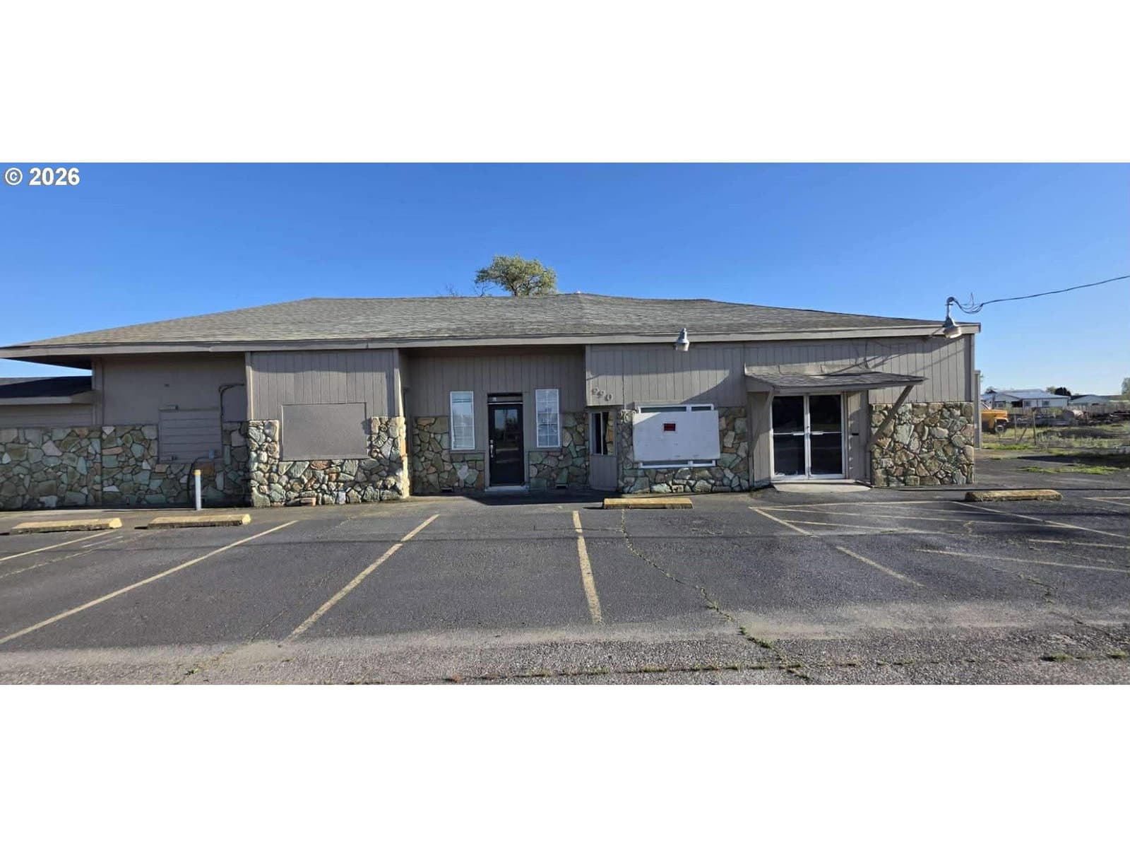 Primary listing photo, 990 E HWY 730, Irrigon, OR, 97844