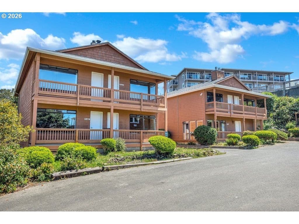 Listing photo 1 of 6
