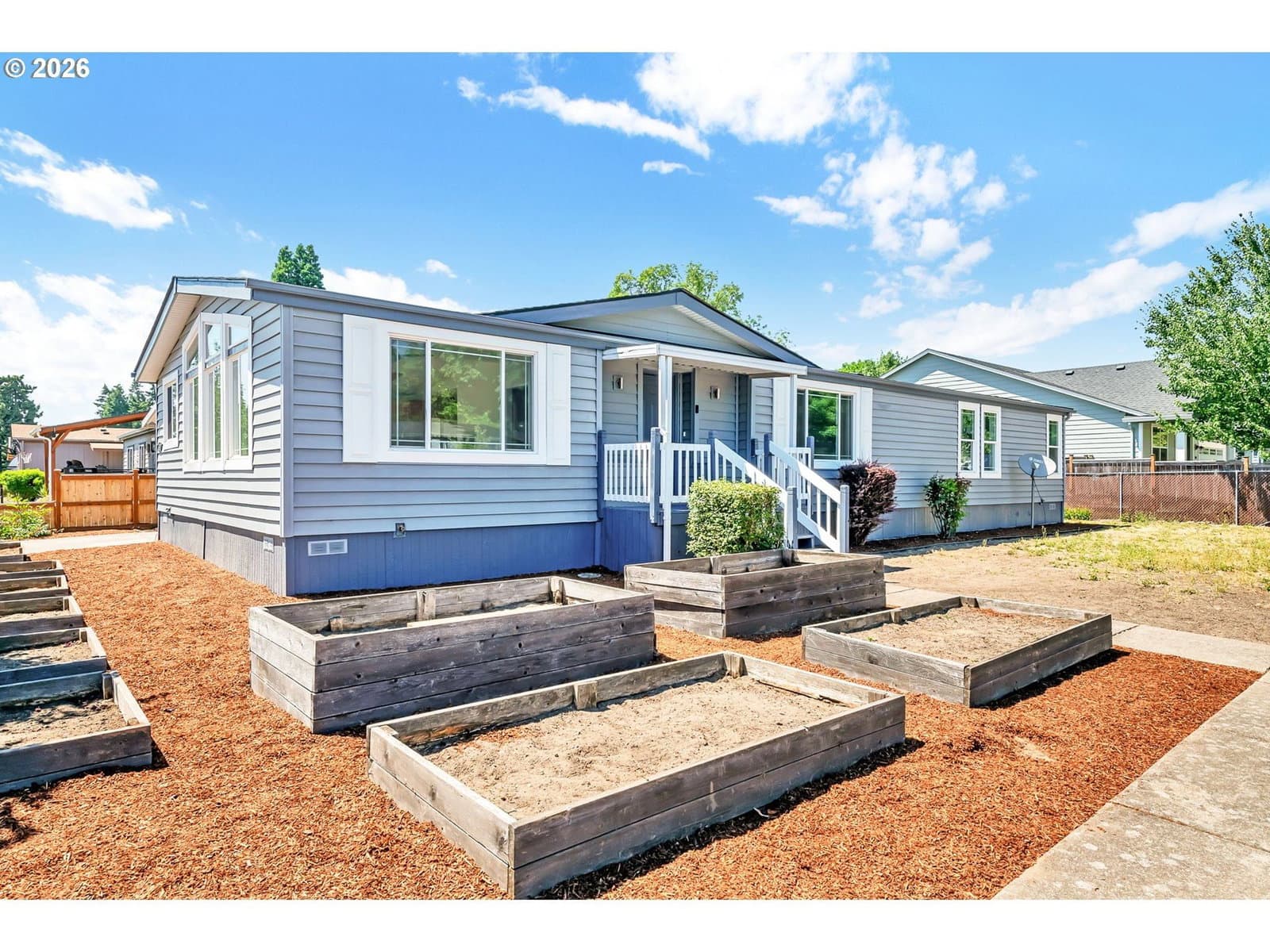 Primary listing photo, 662 LOCHAVEN AVE, Springfield, OR, 97477