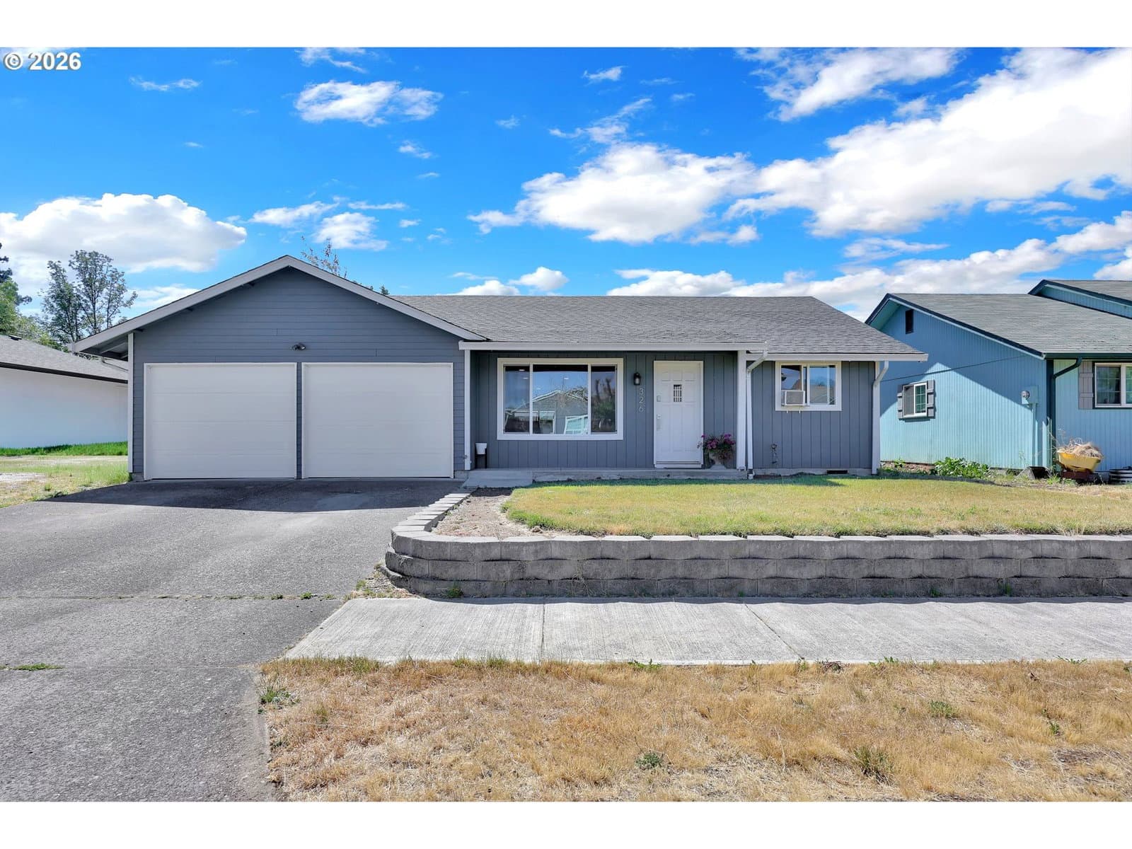 Listing photo 1 of 6